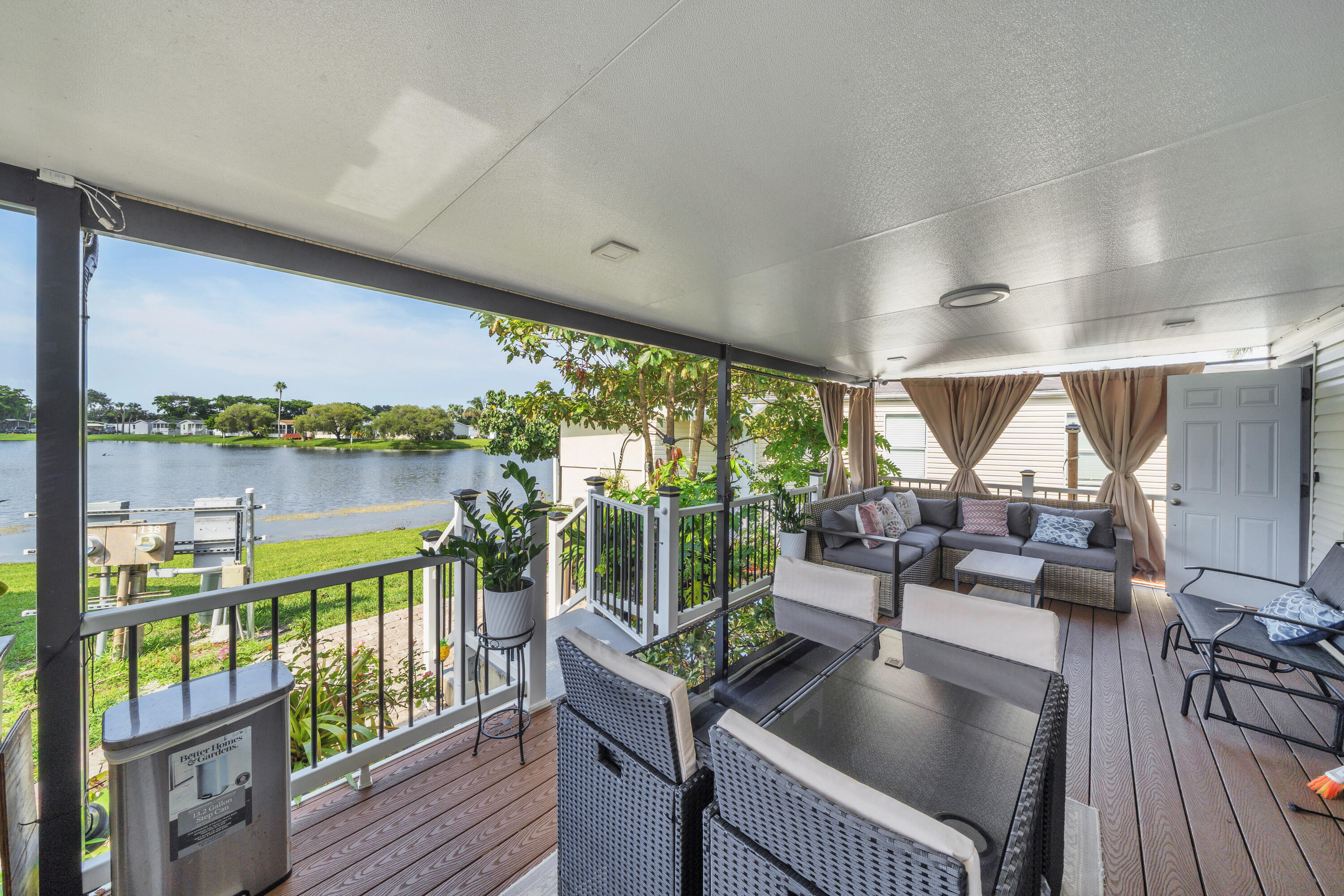 138 Plantation Boulevard Property Photo 32