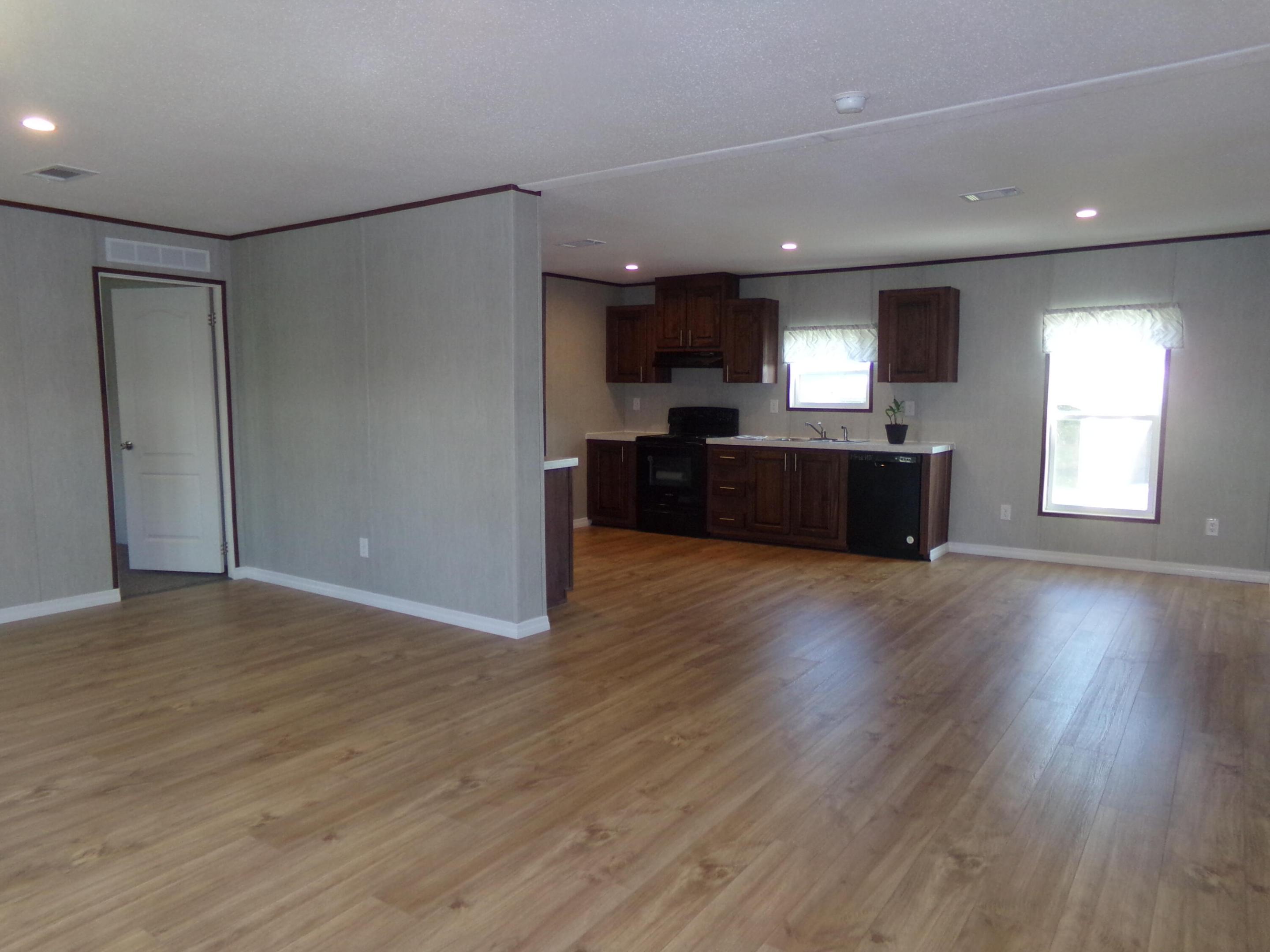 1006 Andros Bay Property Photo 11