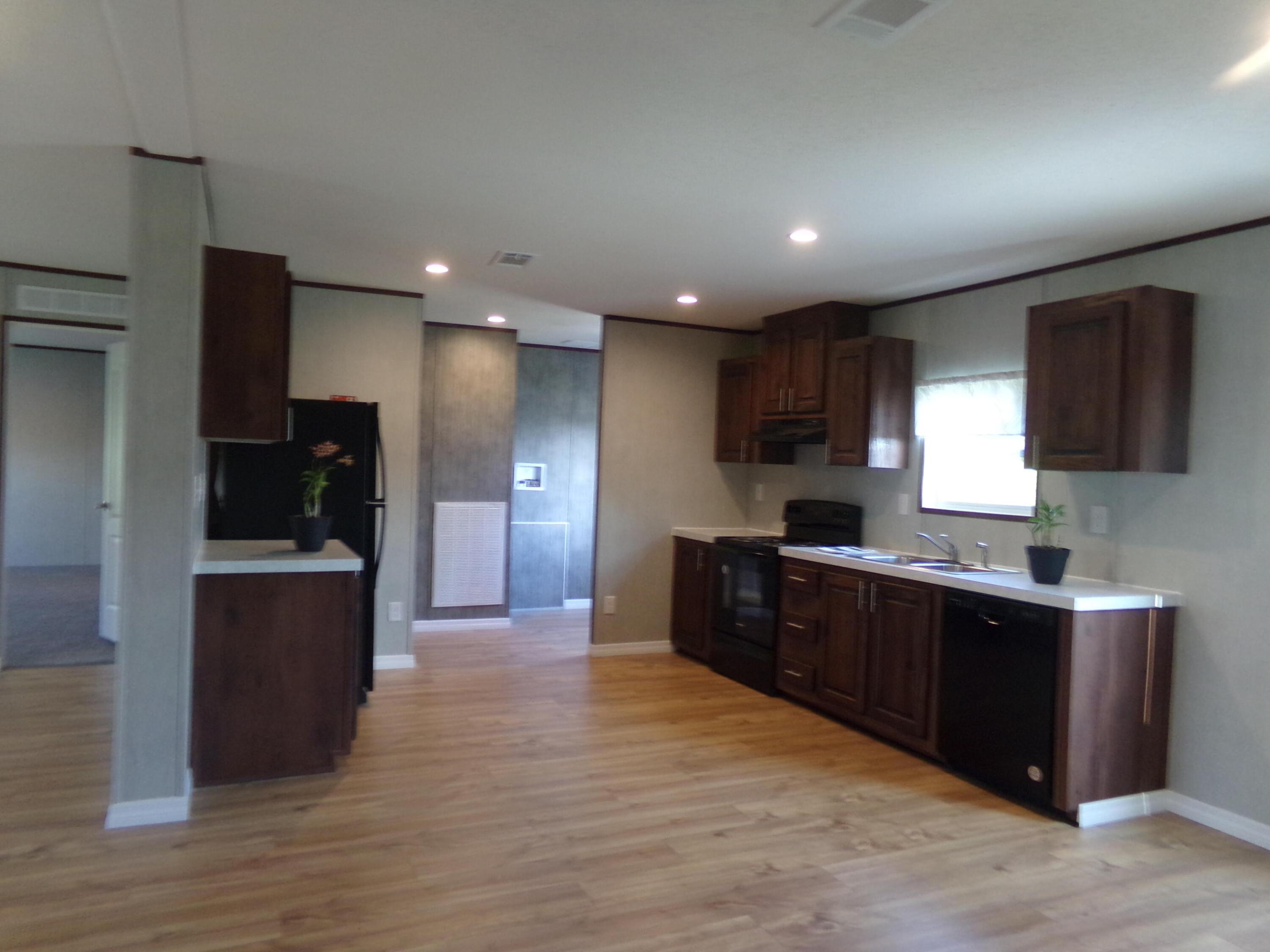1006 Andros Bay Property Photo 13
