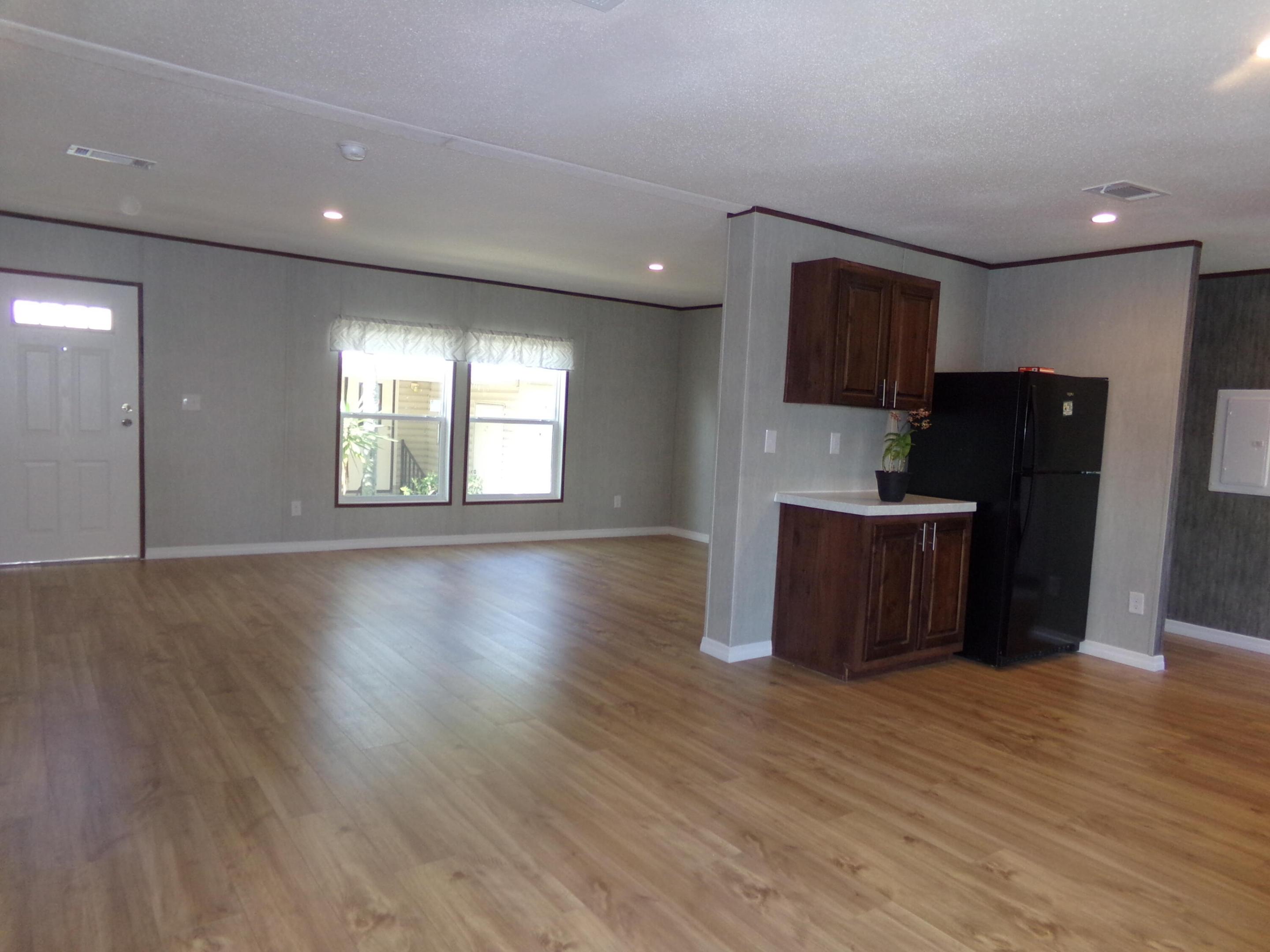 1006 Andros Bay Property Photo 40