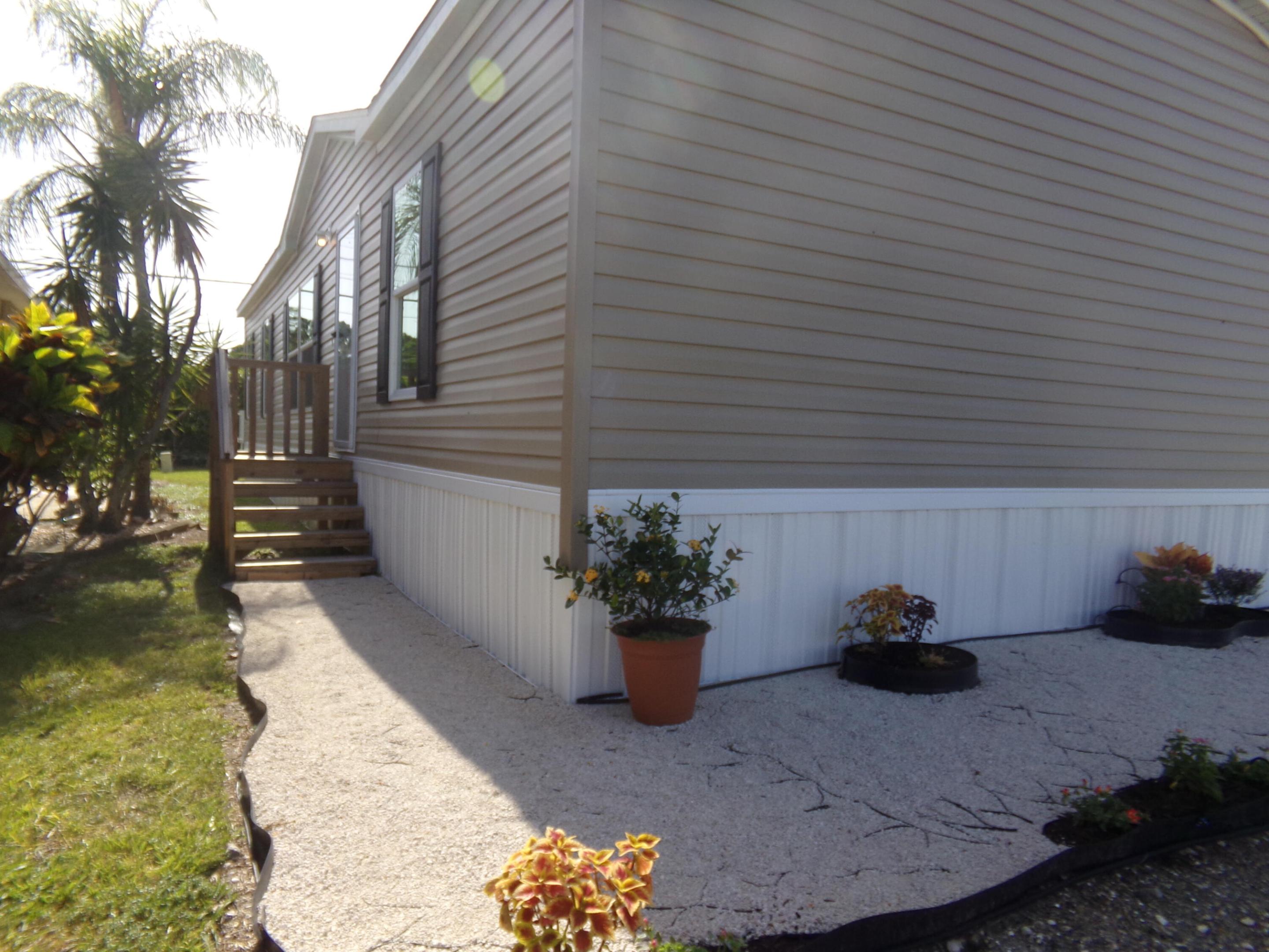 1006 Andros Bay Property Photo 43