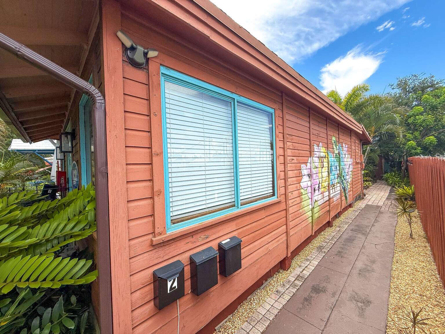 17 S L Street Property Photo 5
