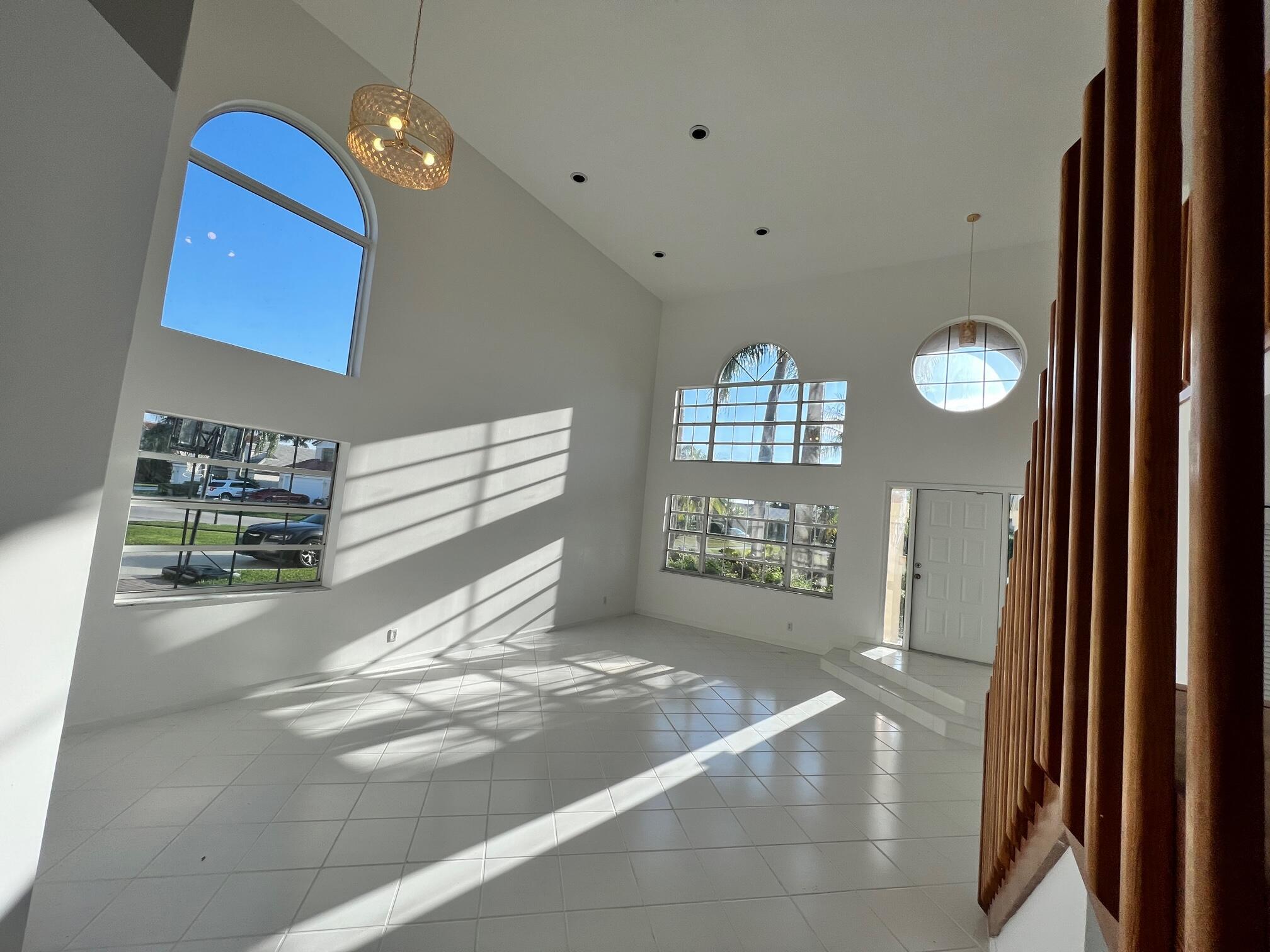 8501 Windy Circle Property Photo 5