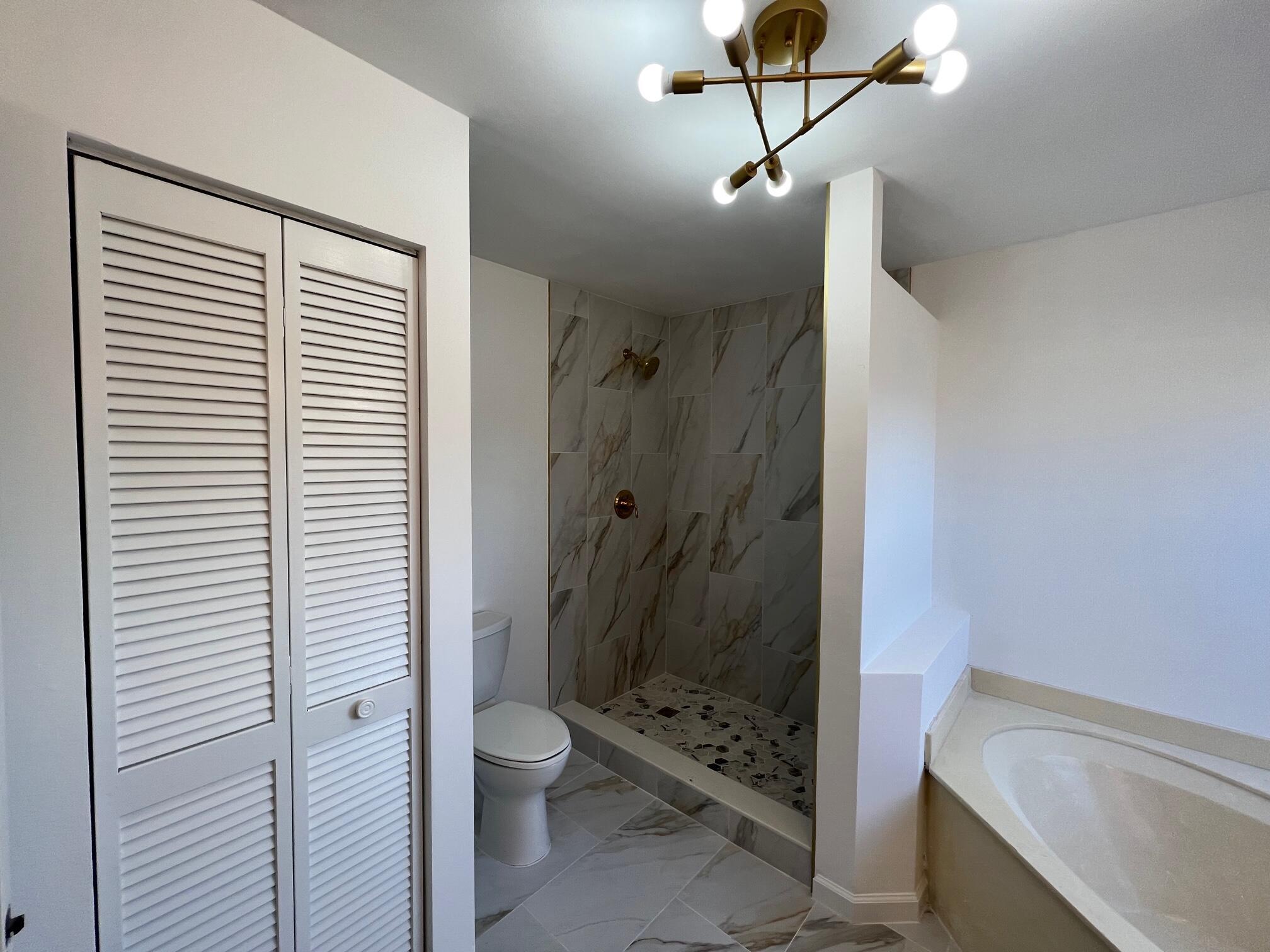 8501 Windy Circle Property Photo 14