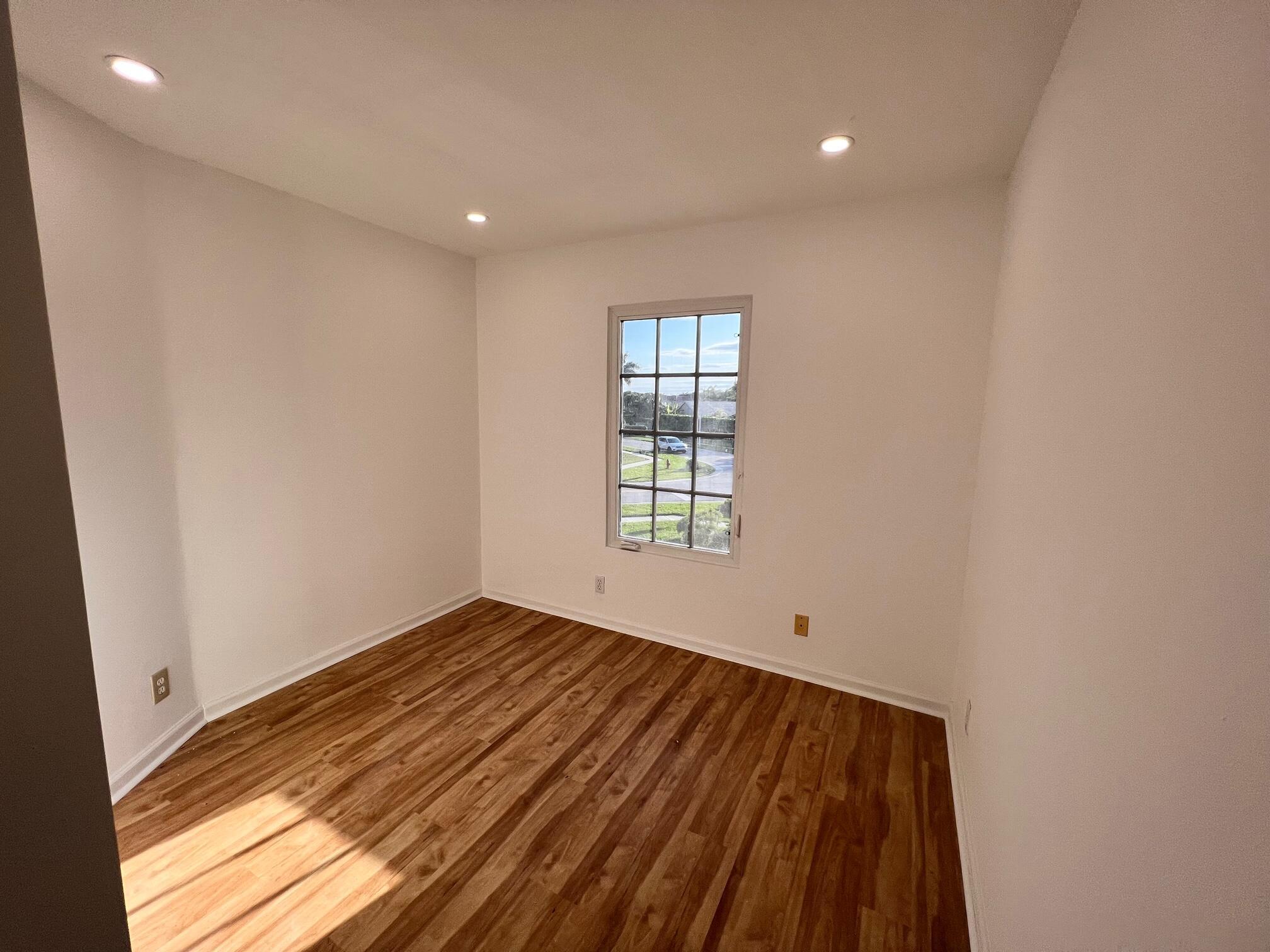 8501 Windy Circle Property Photo 16