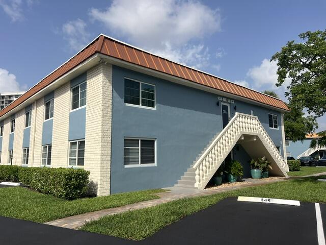 124 Ne 19th Court B102 Property Photo 1