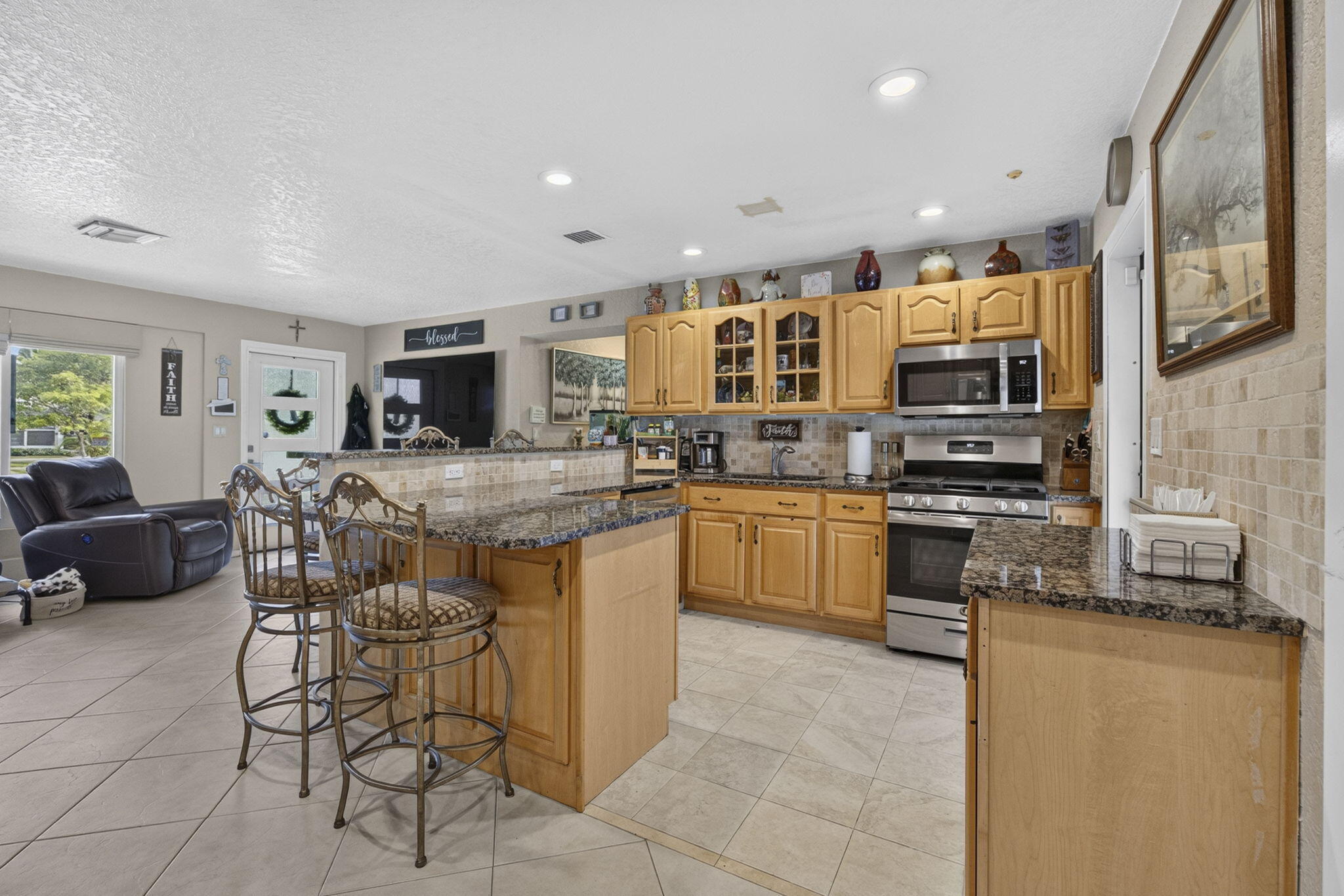 240 Gregory Road Property Photo 3
