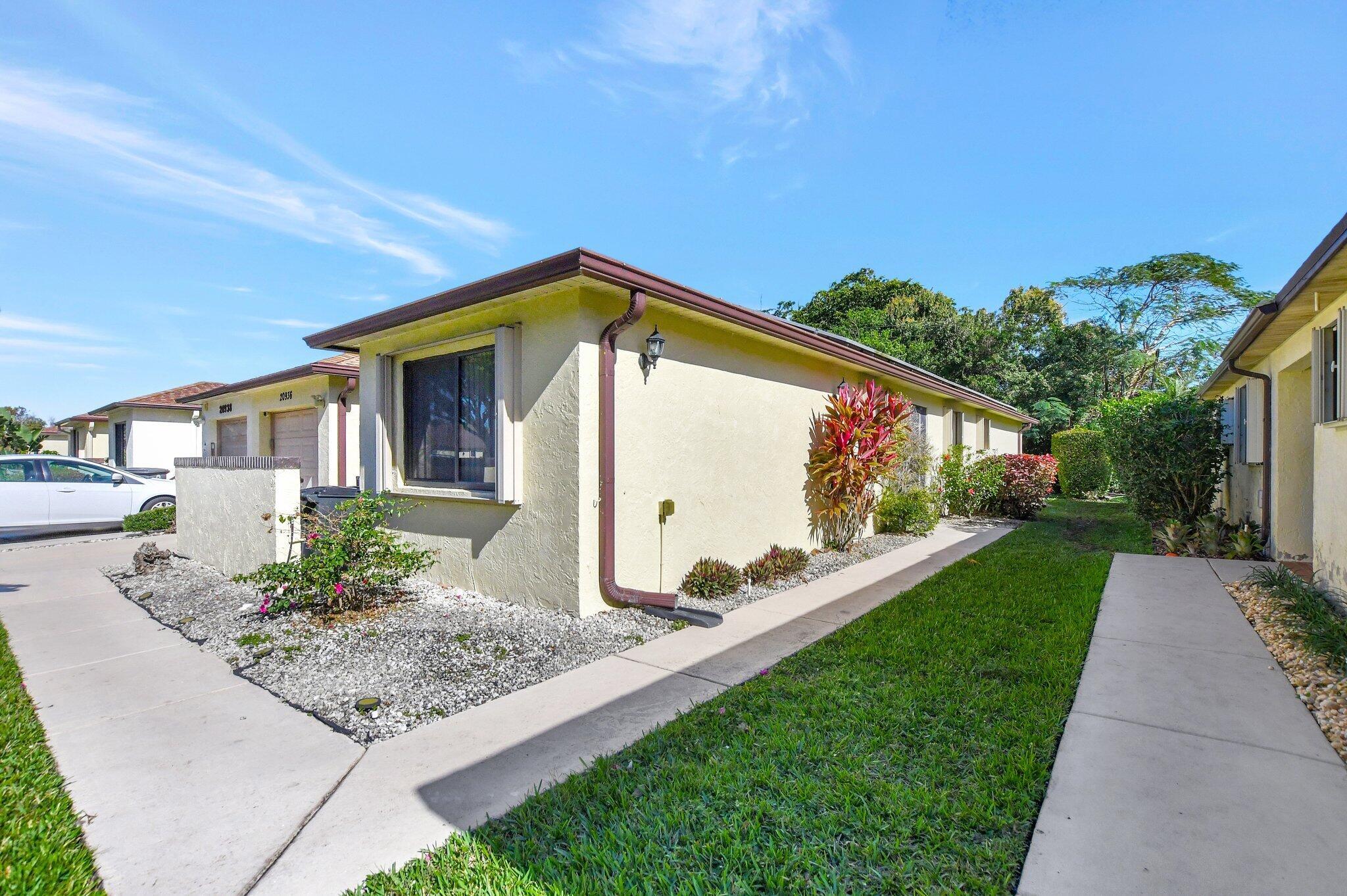 20936 Concord Green Drive E Property Photo 3