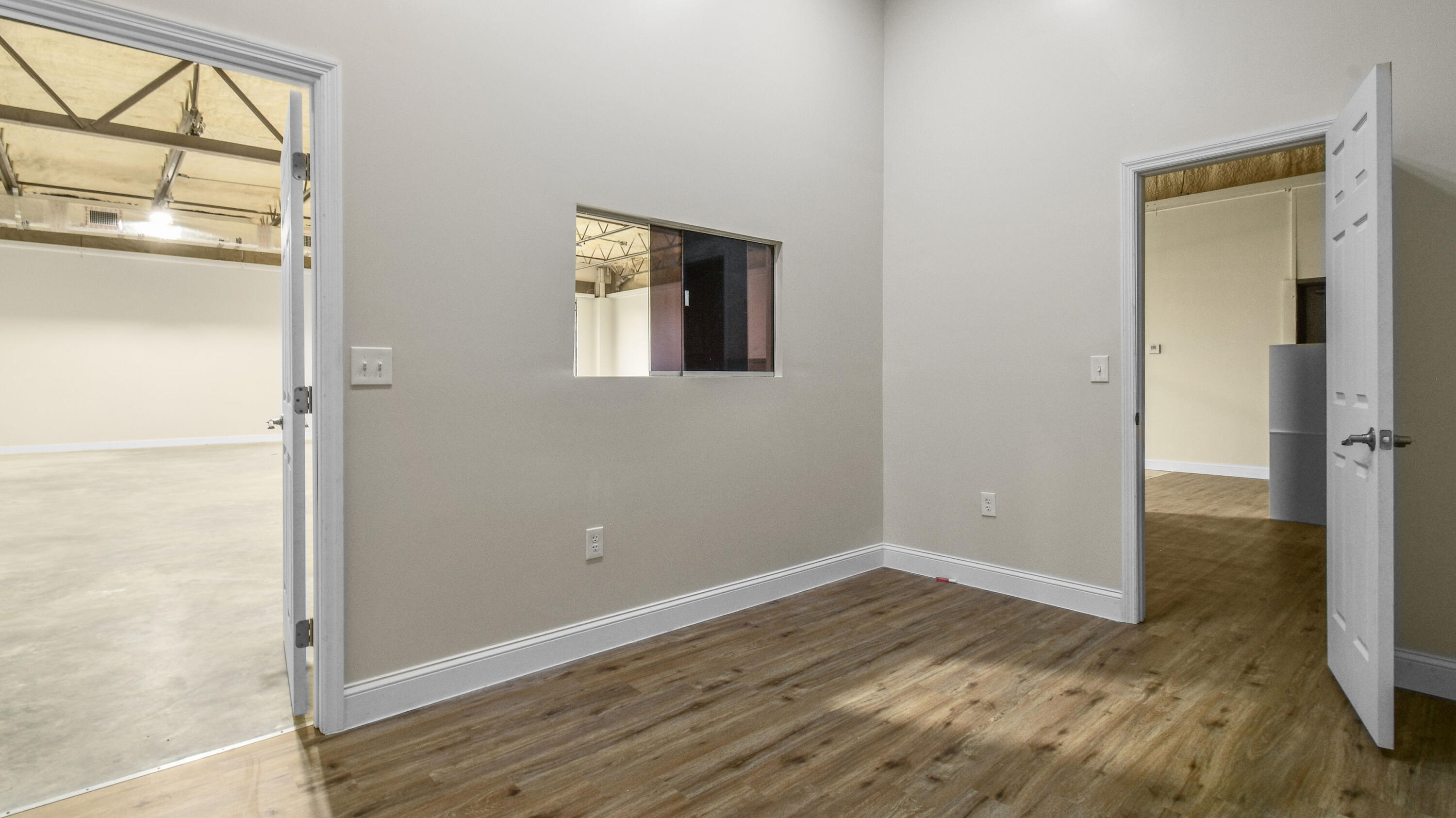3801 Okeechobee Road Property Photo 17