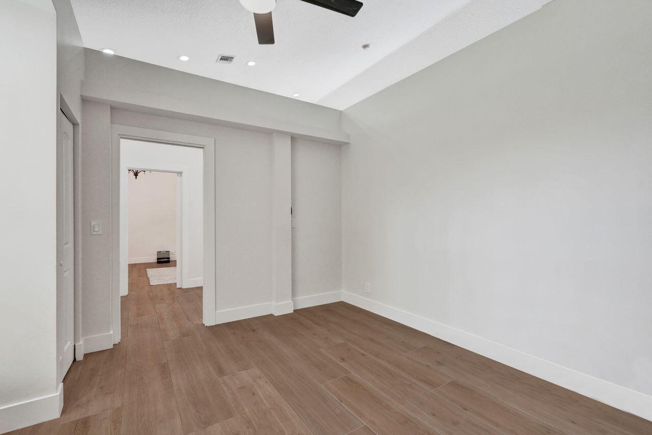 4209 180th Avenue N Property Photo 14