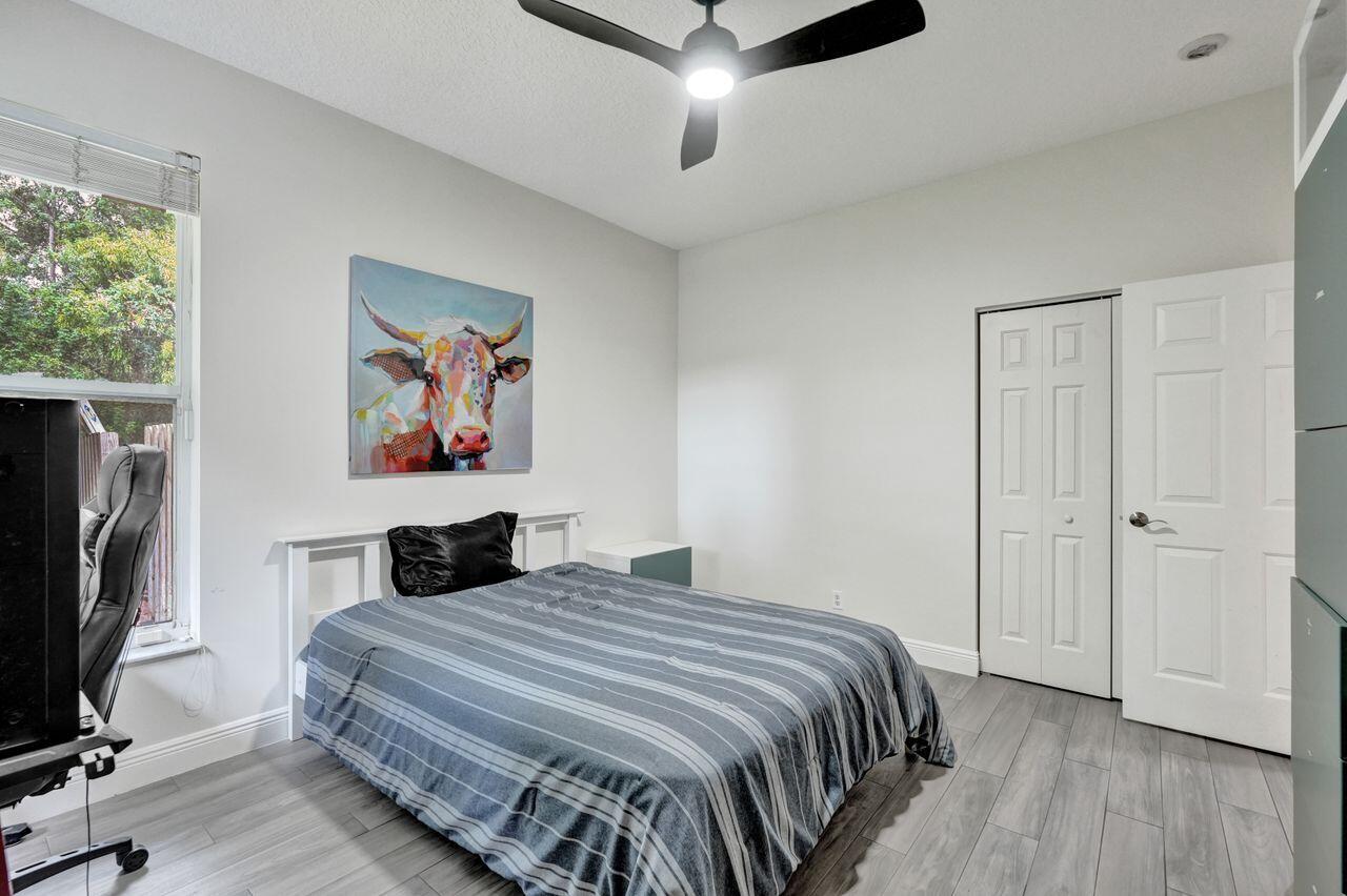 4209 180th Avenue N Property Photo 26