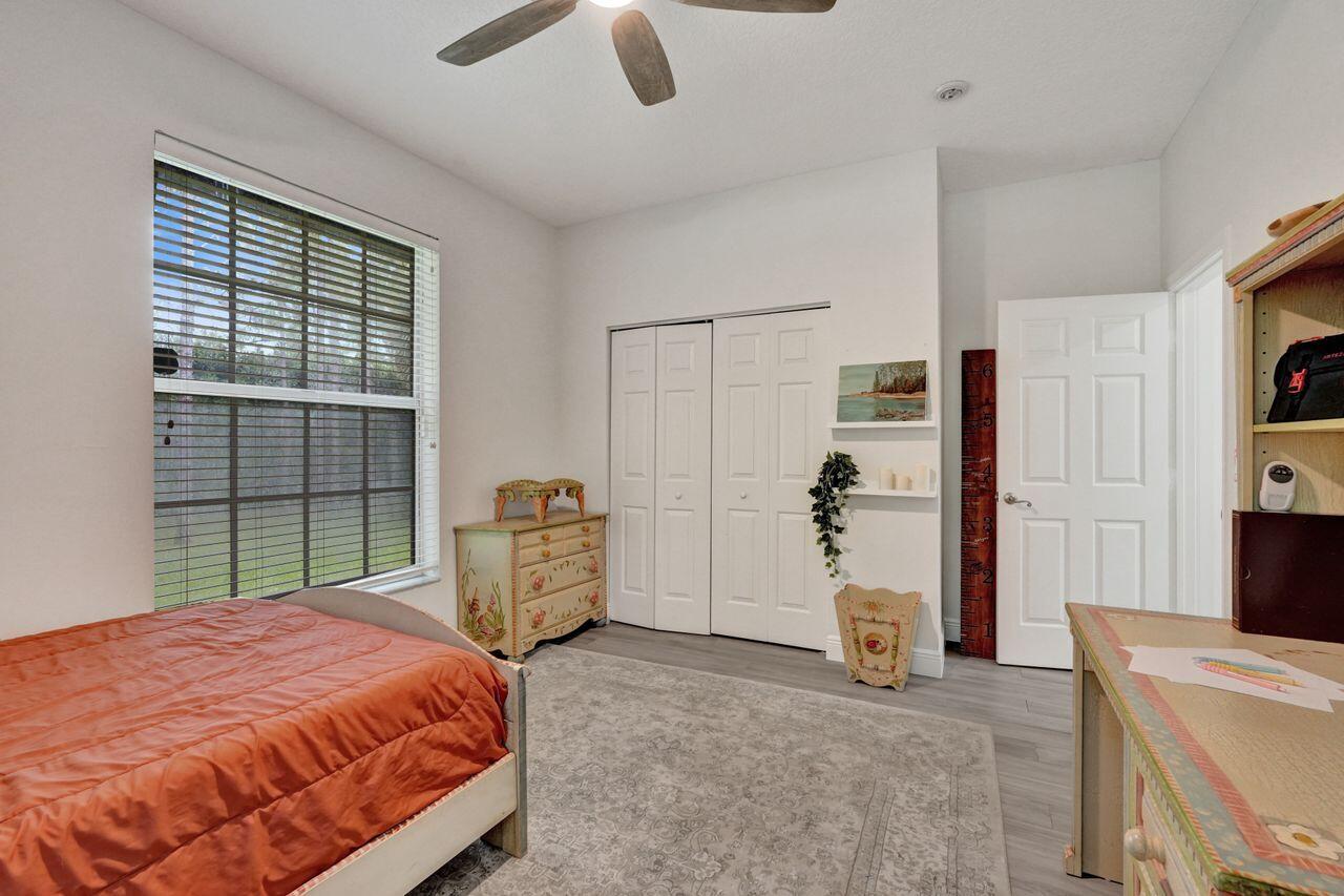 4209 180th Avenue N Property Photo 32
