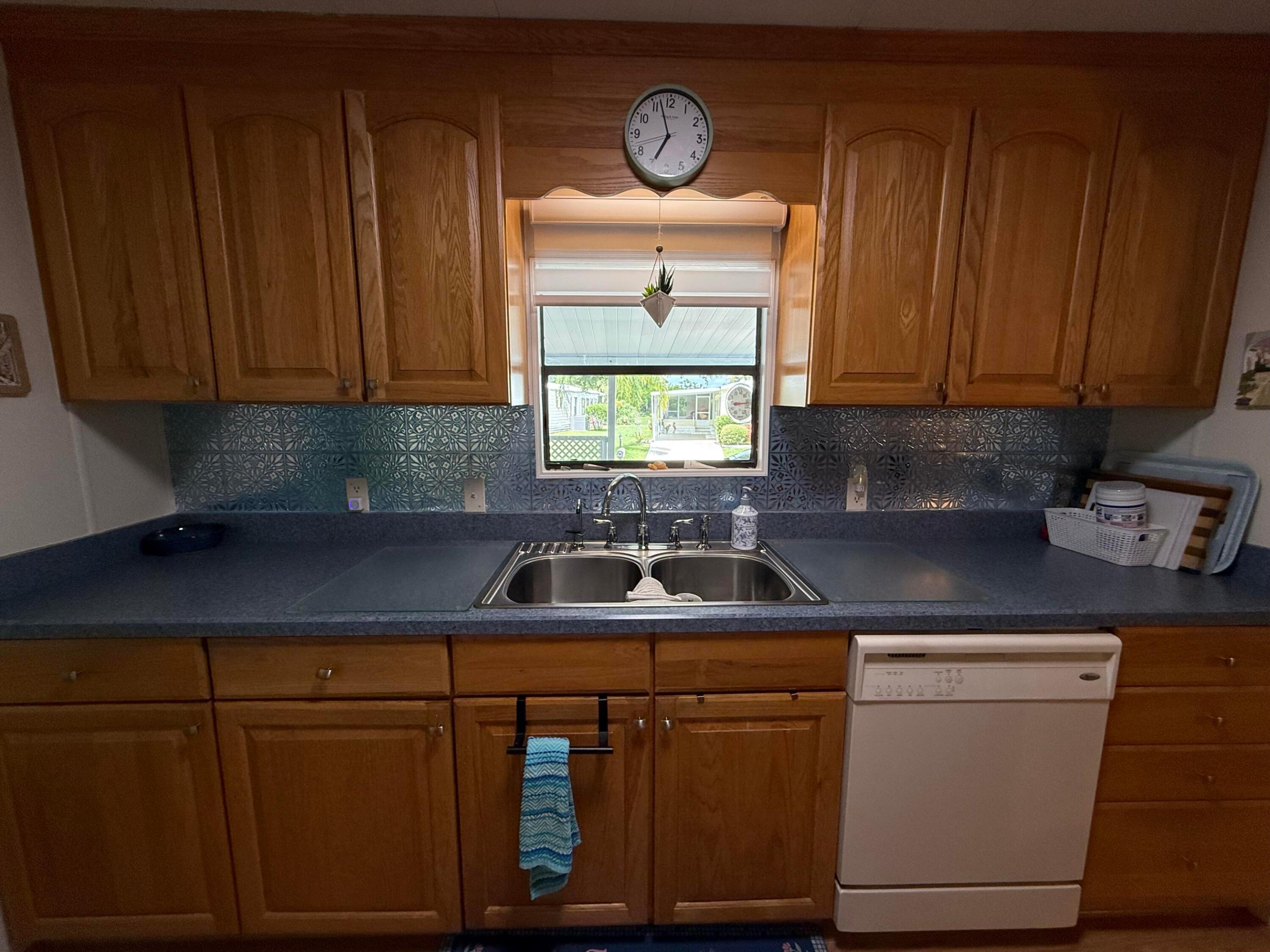 2 Jose Martin Property Photo 14