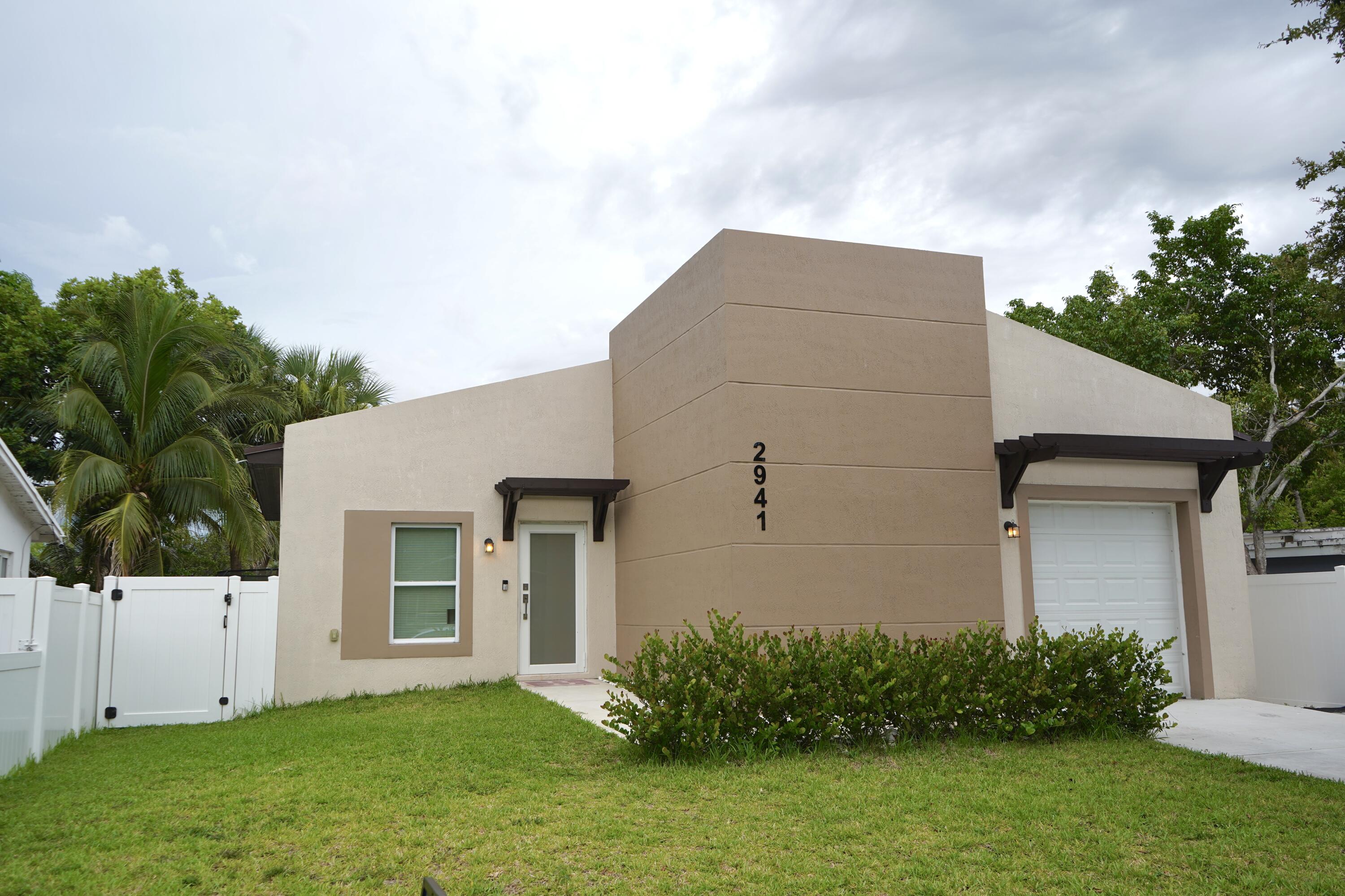 2941 Nw 7th Court Property Photo 1