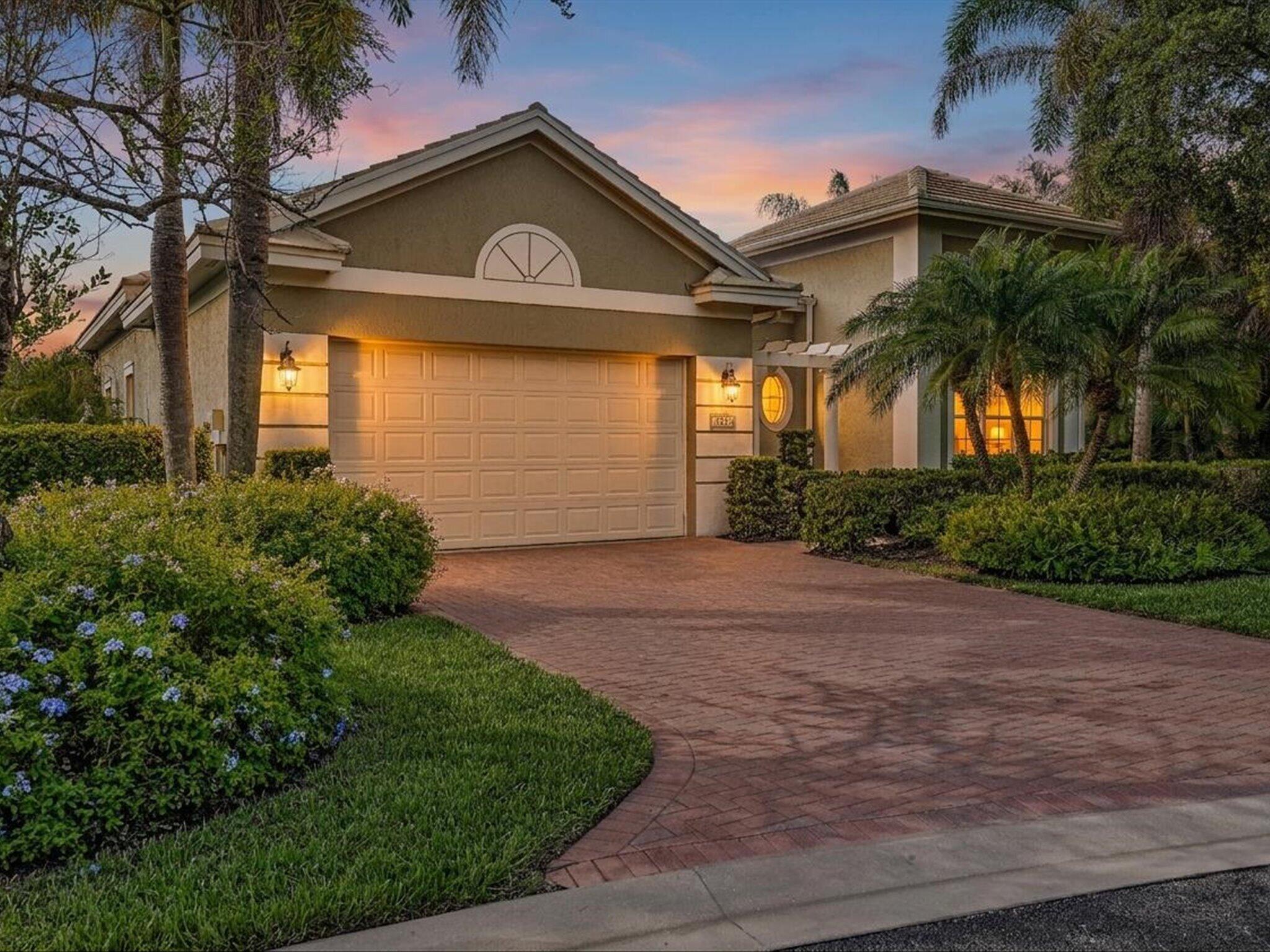 1286 RIVER REACH Drive Property Photo 1