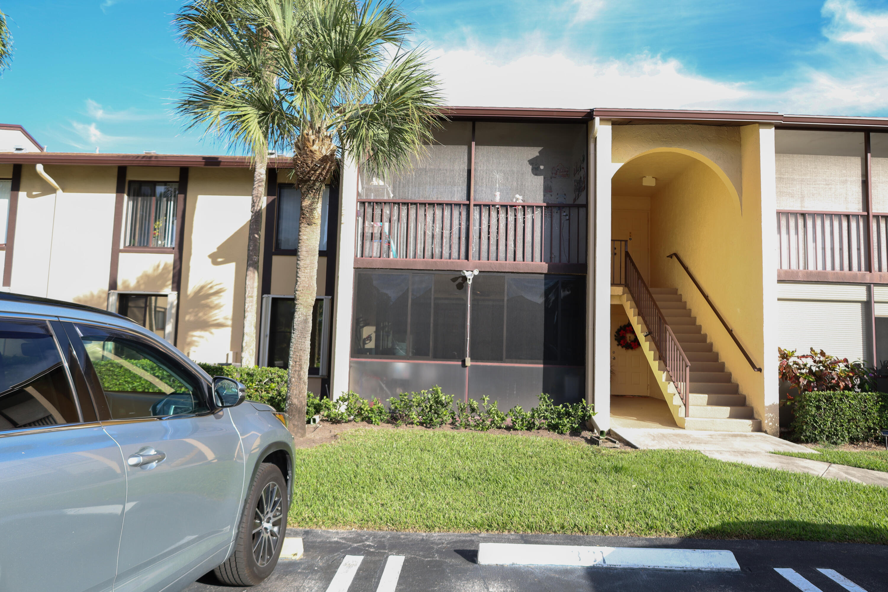 824 Sky Pine Way C1 Property Photo 2