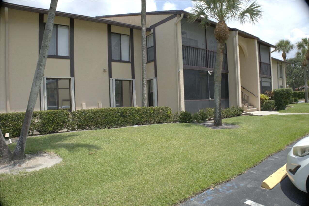 824 Sky Pine Way C1 Property Photo 4