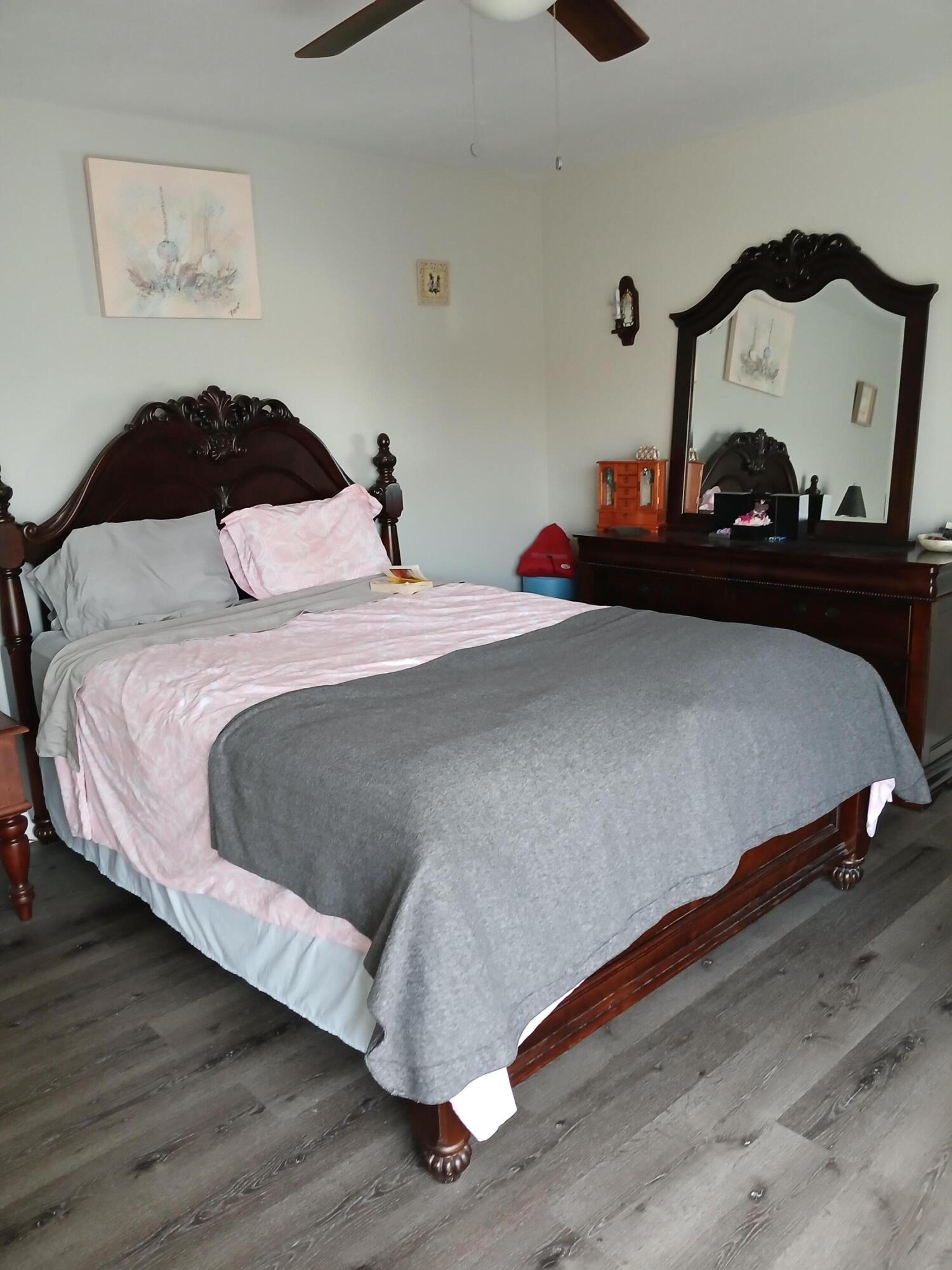 5812 58th Way Property Photo 16