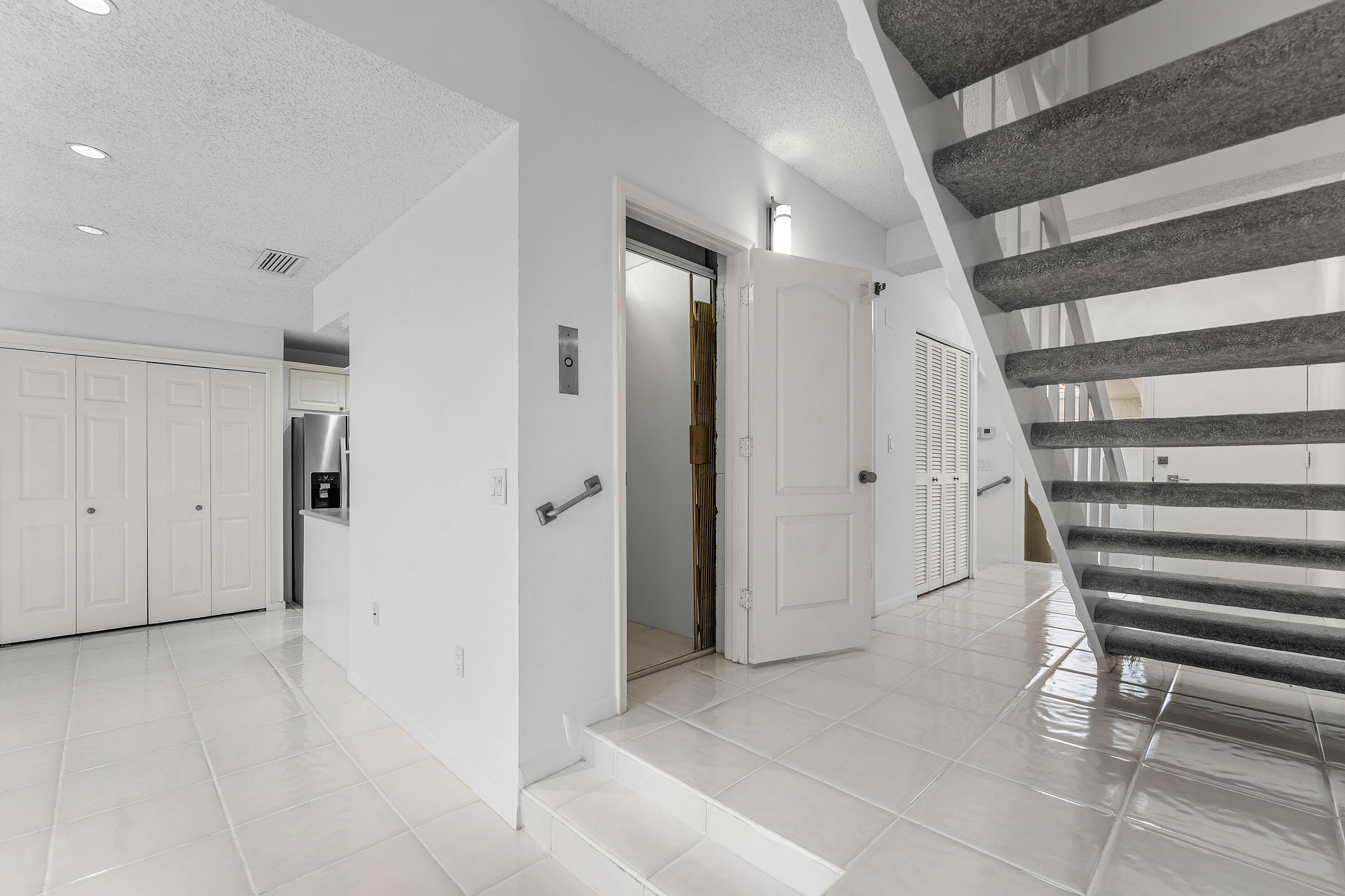 3908 S Ocean Boulevard T-1 Property Photo 20