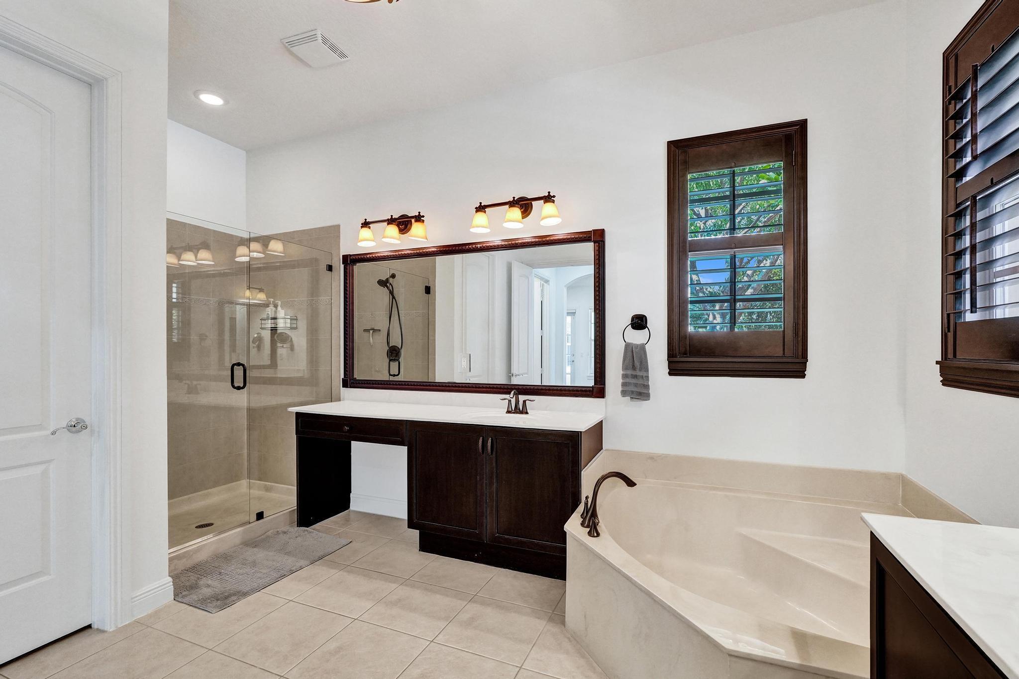 111 Leather Leaf Drive Property Photo 20