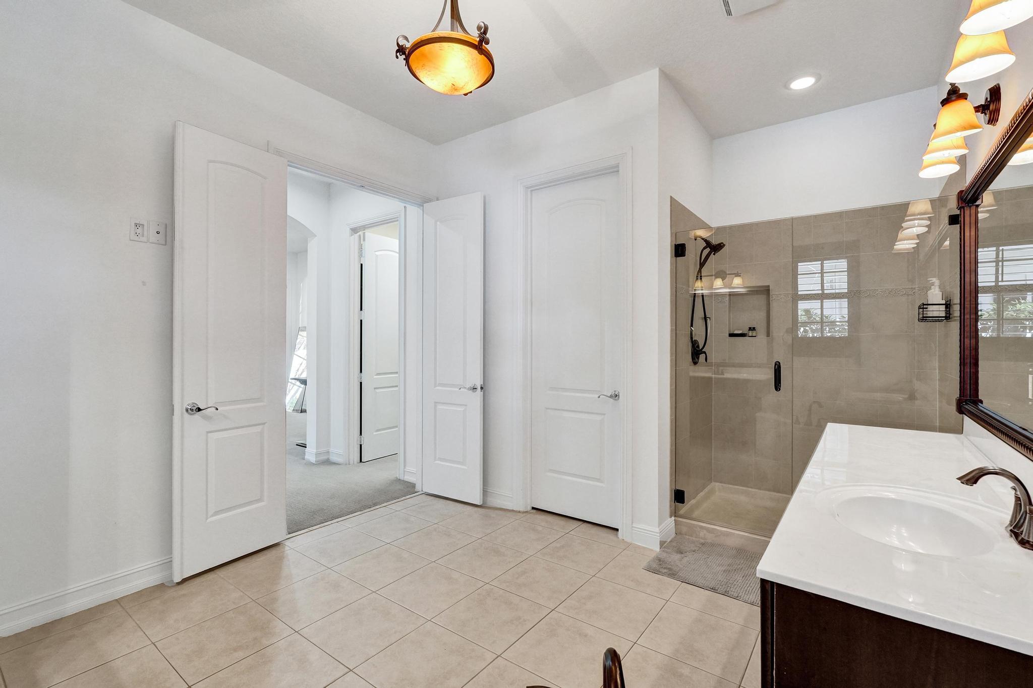 111 Leather Leaf Drive Property Photo 21