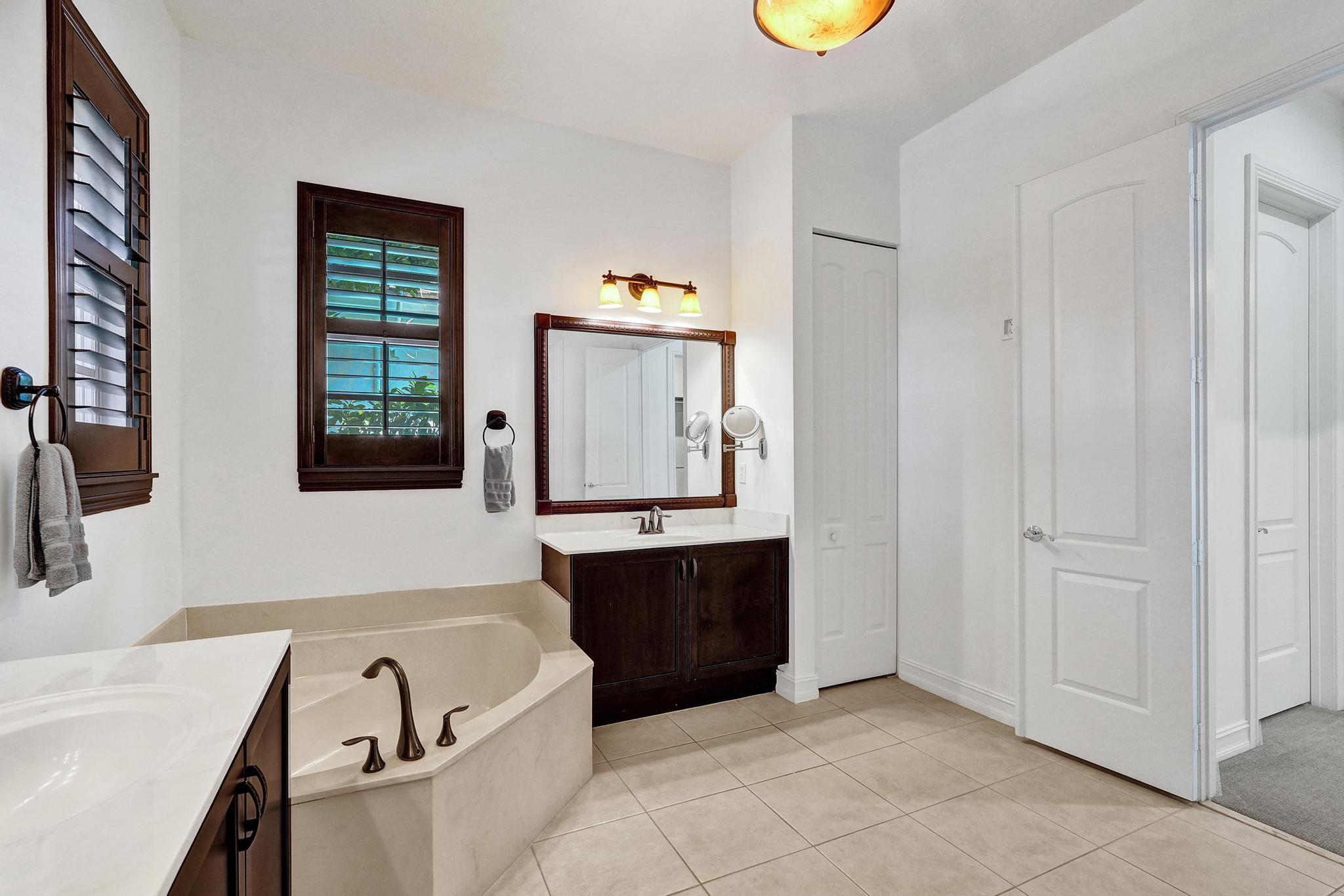 111 Leather Leaf Drive Property Photo 22