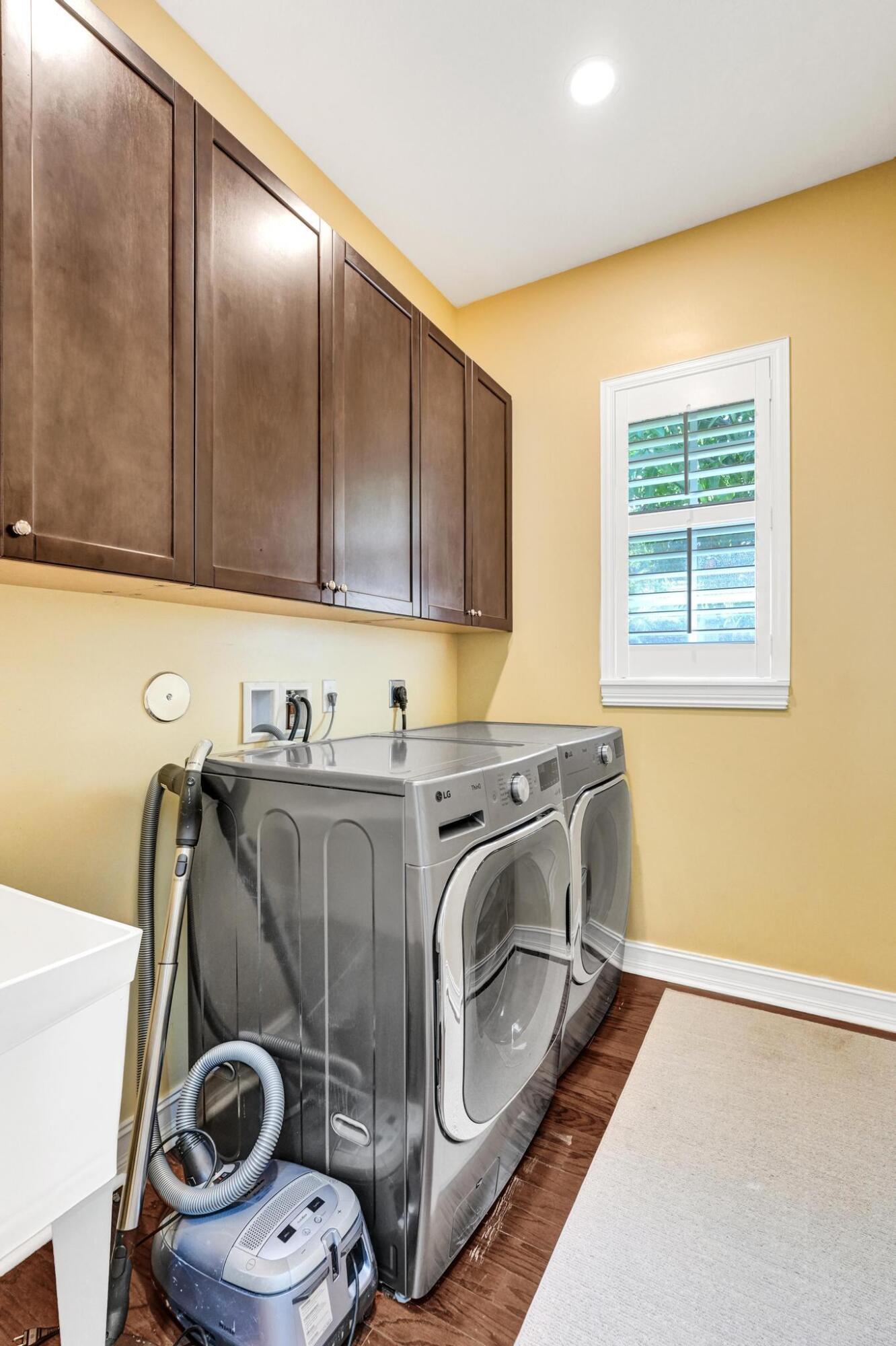 111 Leather Leaf Drive Property Photo 29