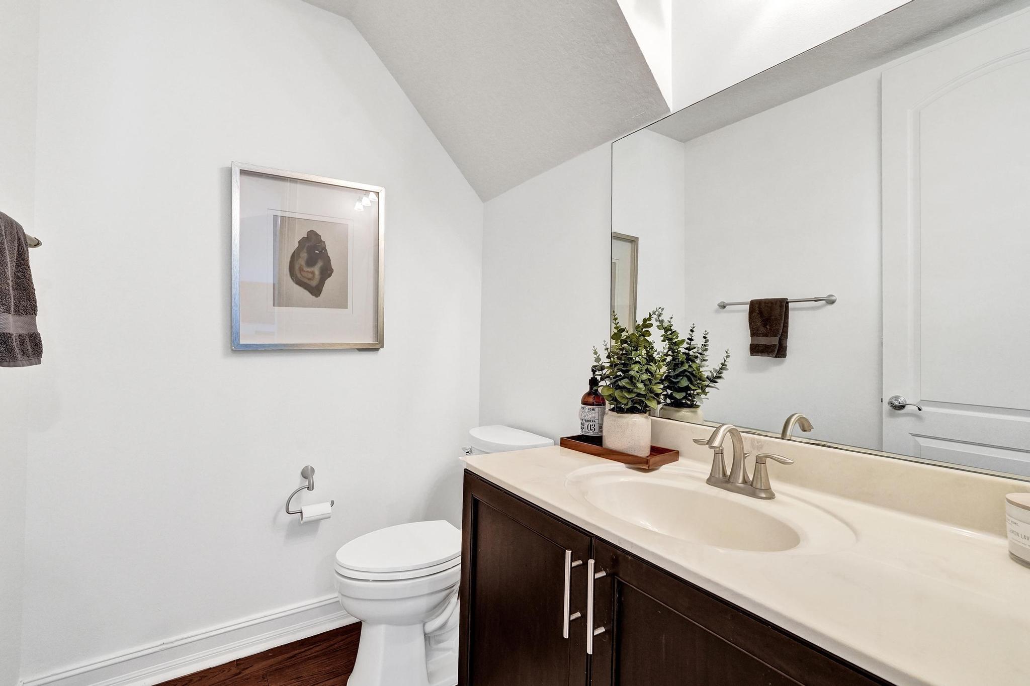 111 Leather Leaf Drive Property Photo 32