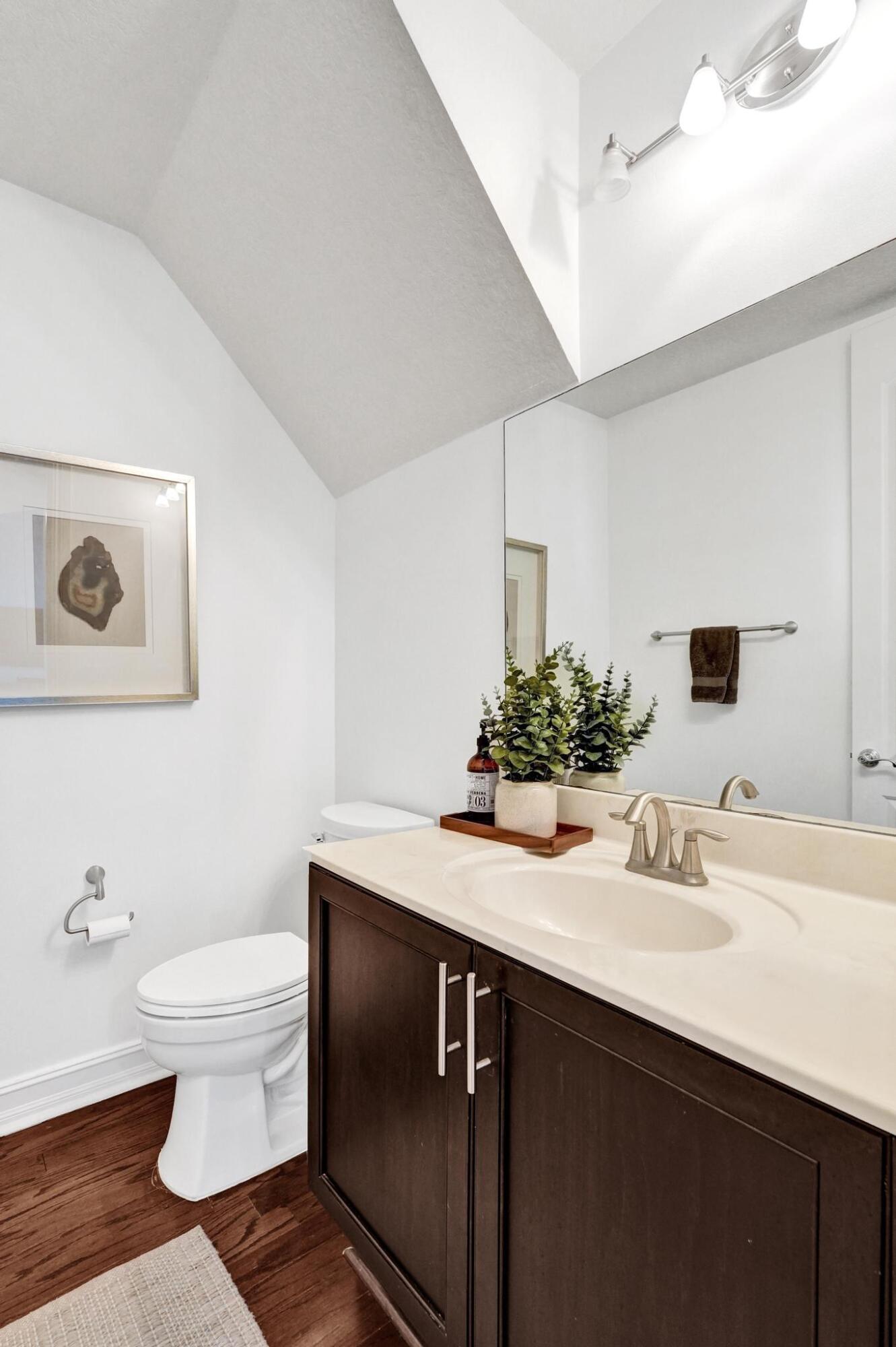 111 Leather Leaf Drive Property Photo 33