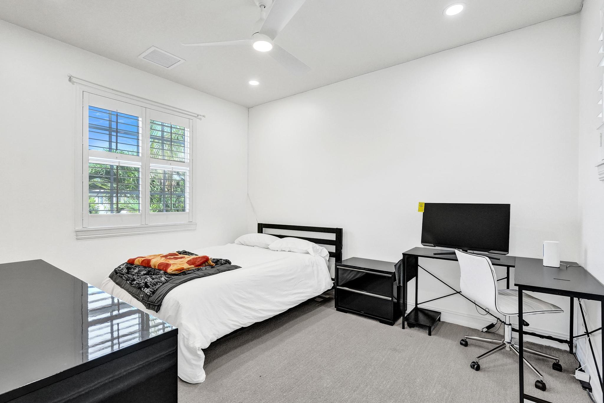 111 Leather Leaf Drive Property Photo 34