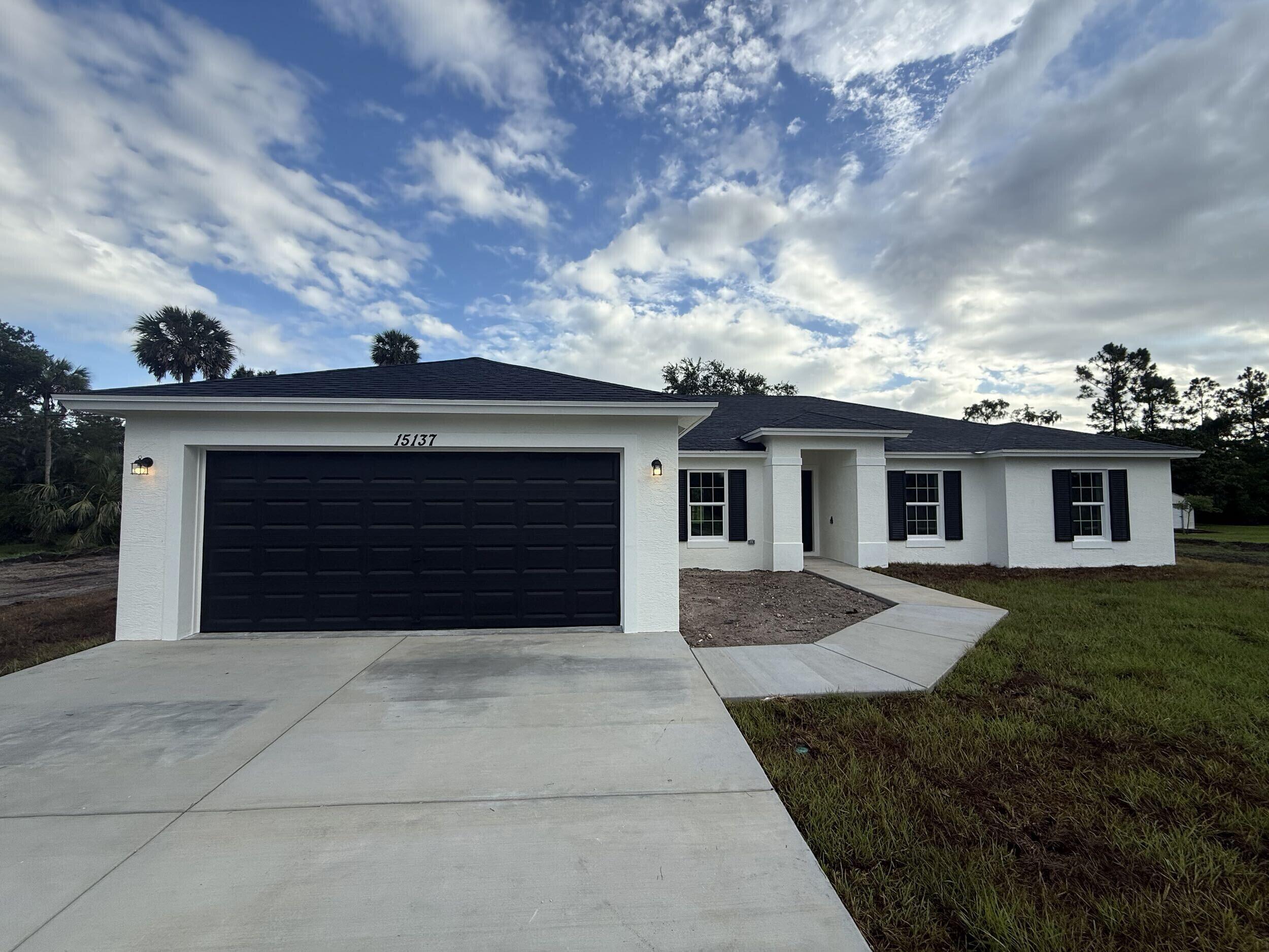 15137 74th Street N Property Photo 1