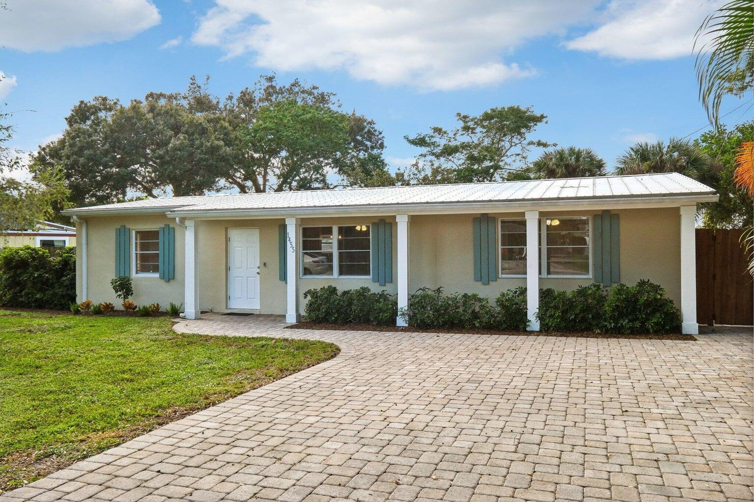 1455 15th Avenue Property Photo 2