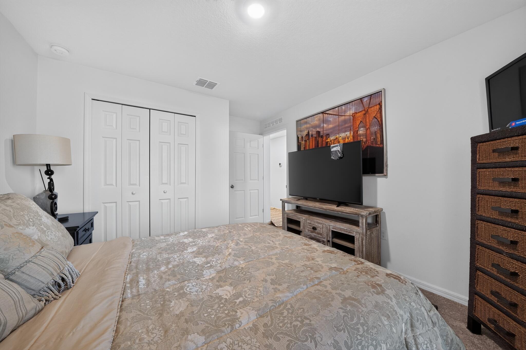 2274 Se Powell Court Property Photo 23