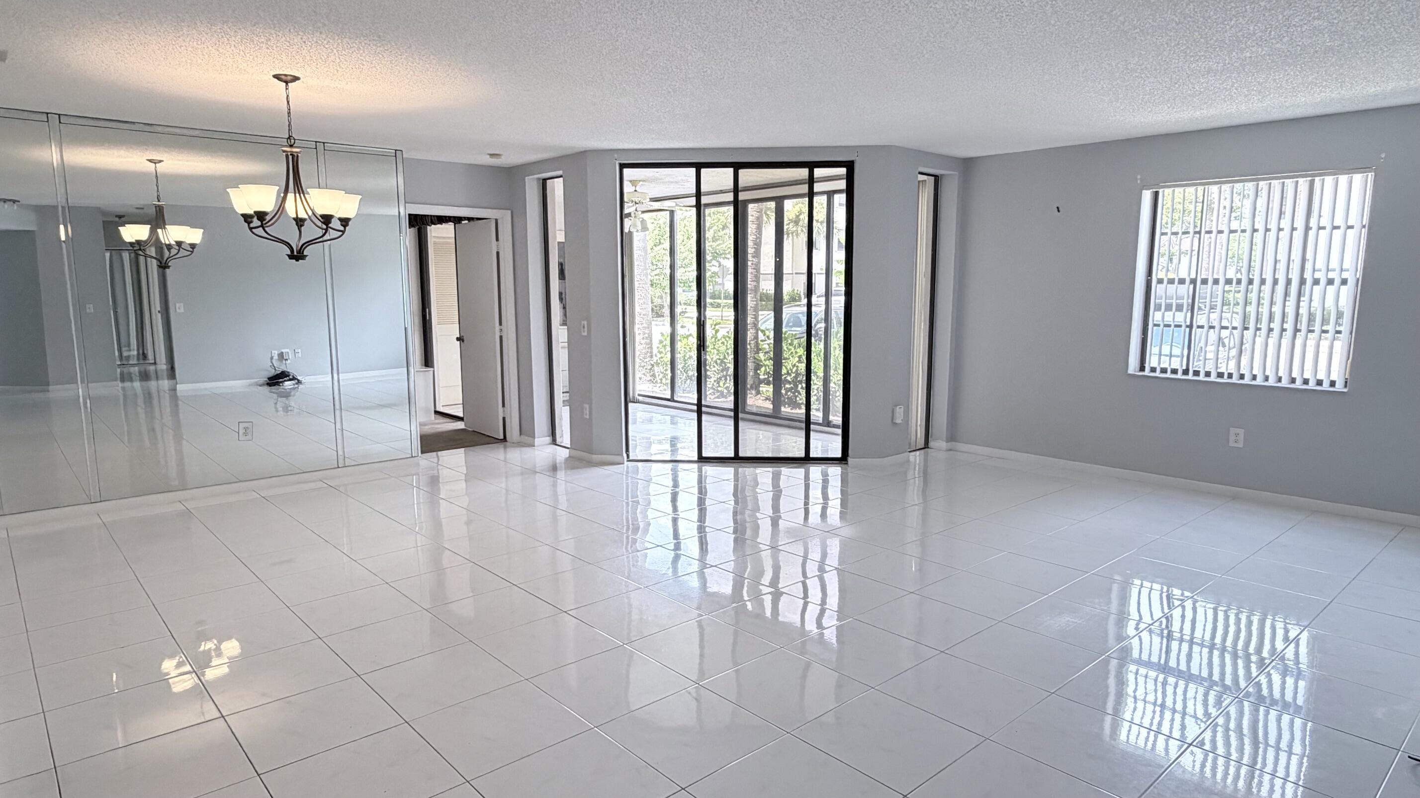 5136 Floria Drive G Property Photo 5