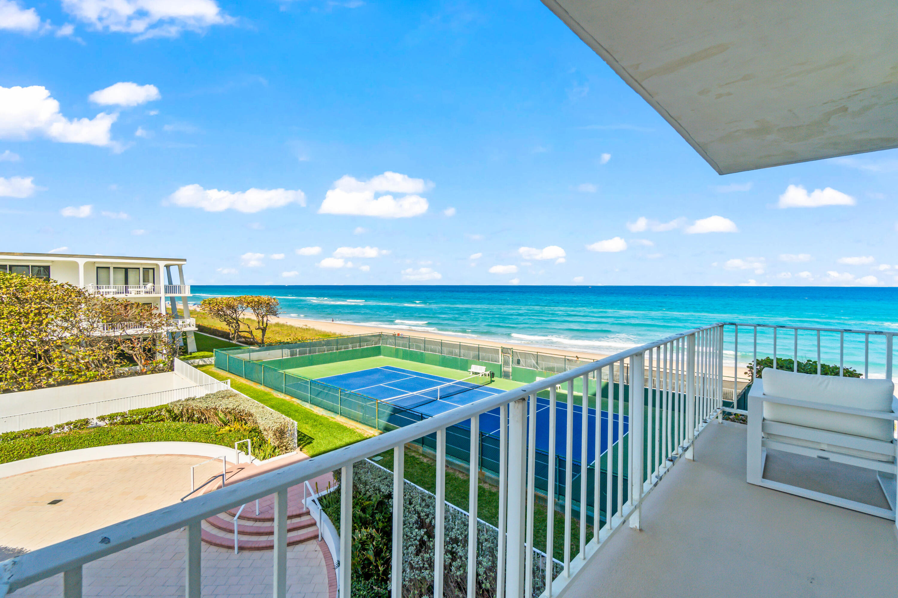 2295 S Ocean Boulevard 425 Property Photo 1