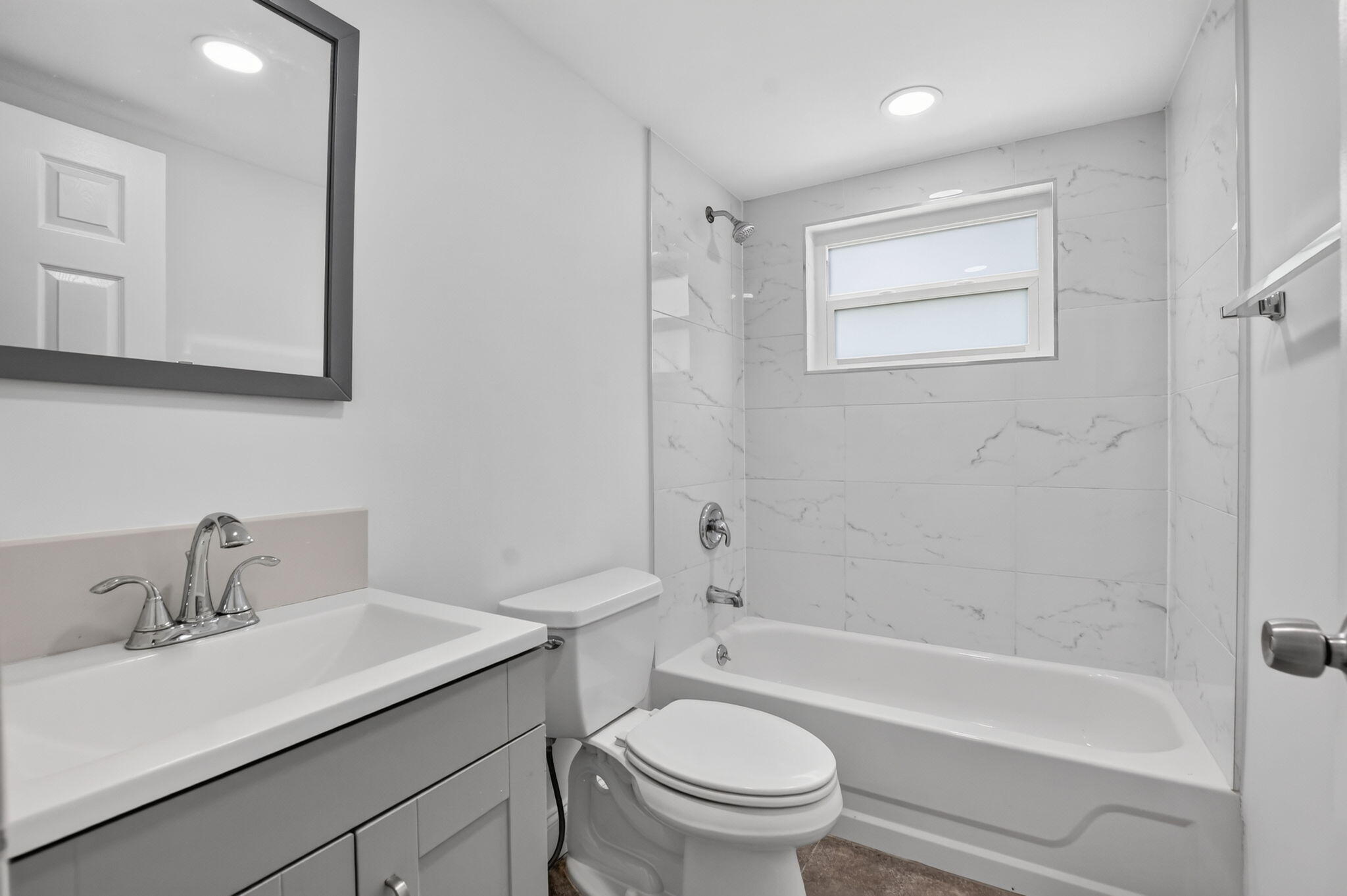 212 Monaco E Property Photo 14