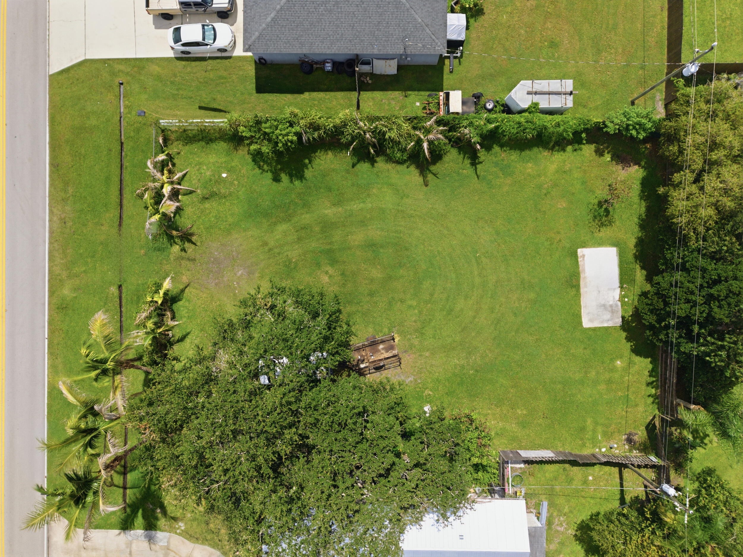 719 Se Thornhill Drive Property Photo 6