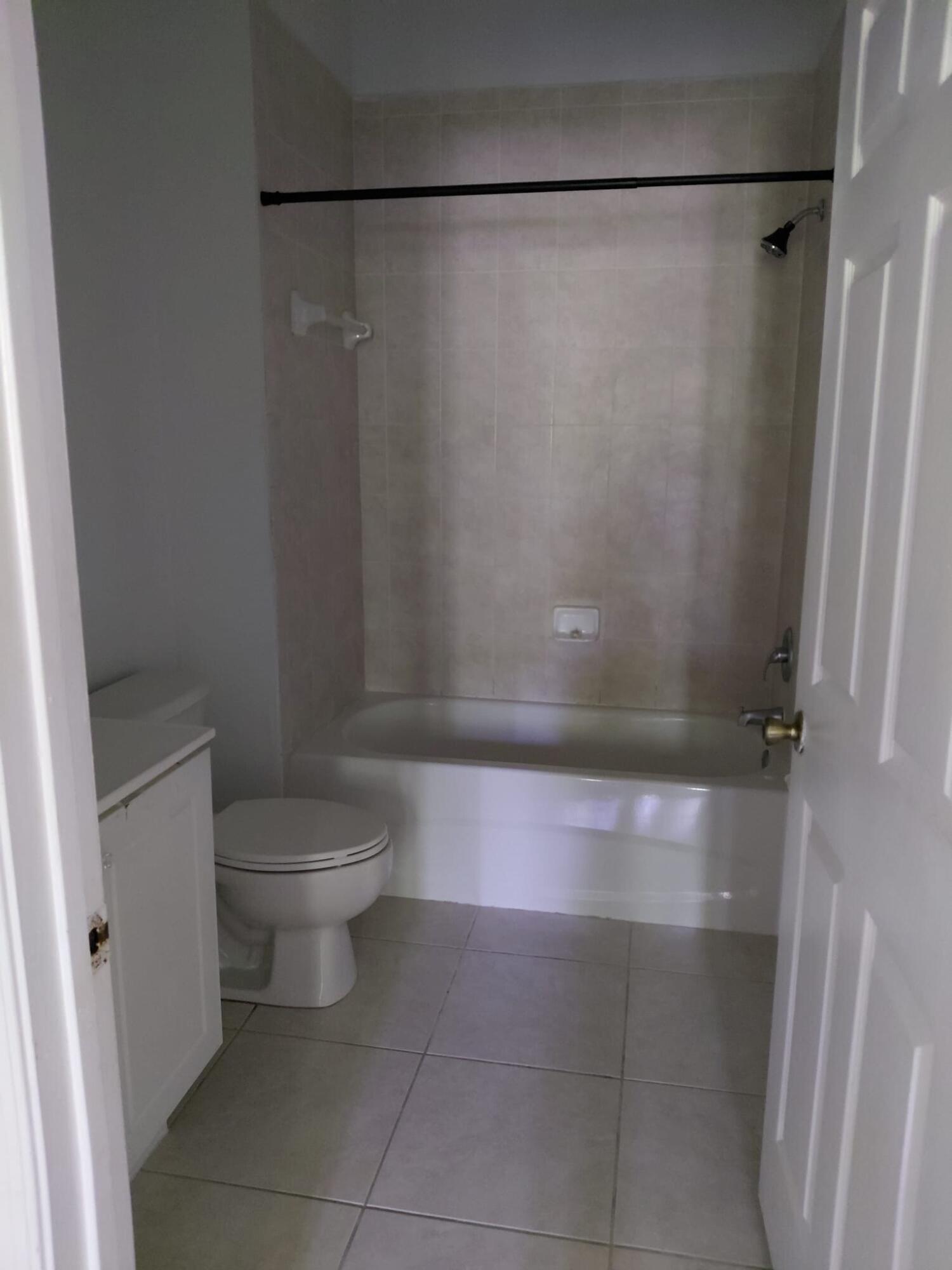 4524 Oak Terrace Drive Property Photo 6