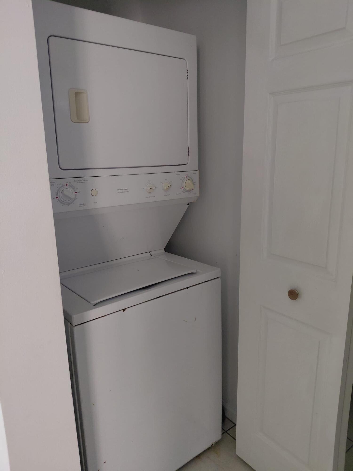 4524 Oak Terrace Drive Property Photo 14