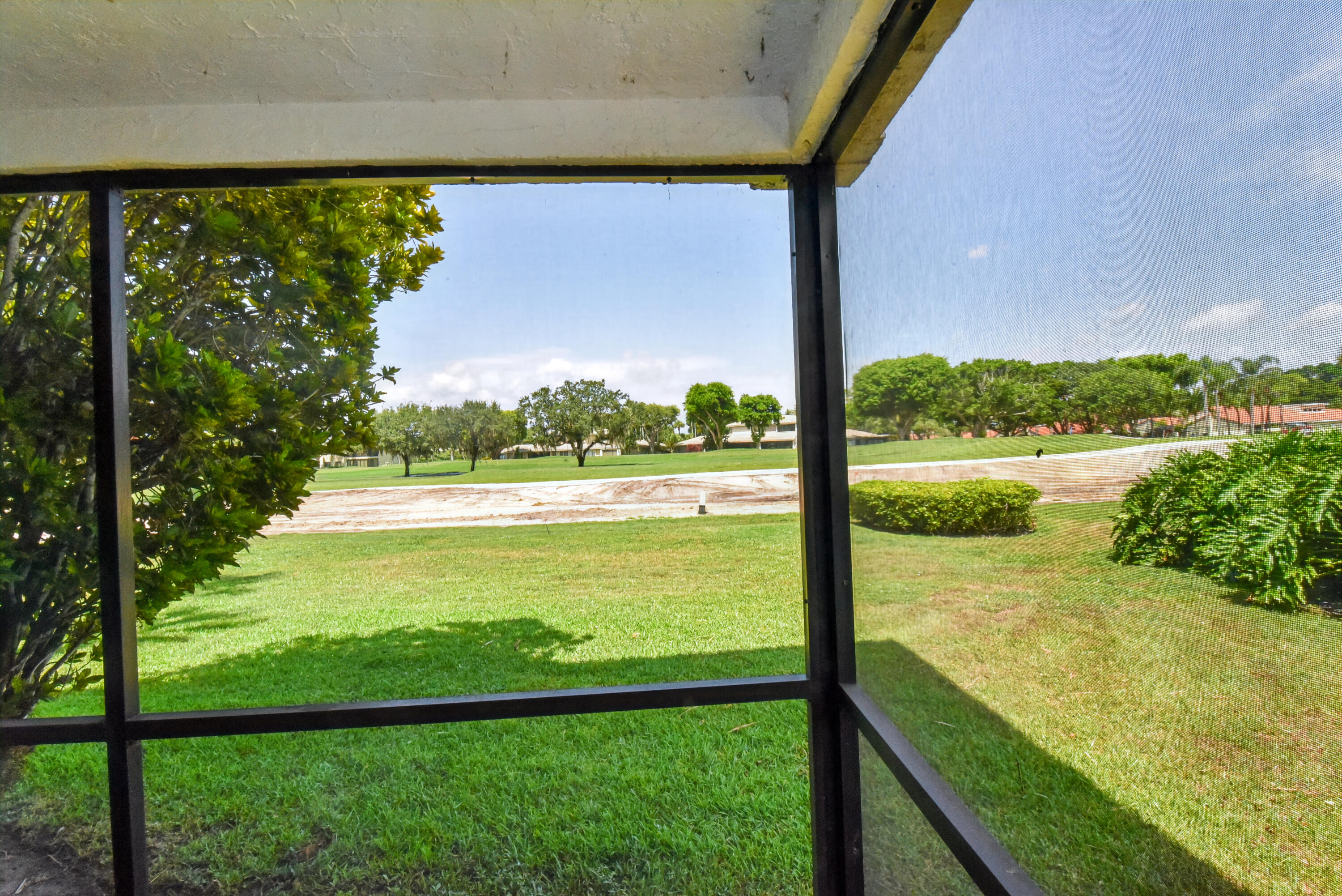 2 SOUTHPORT Lane C Property Photo 1