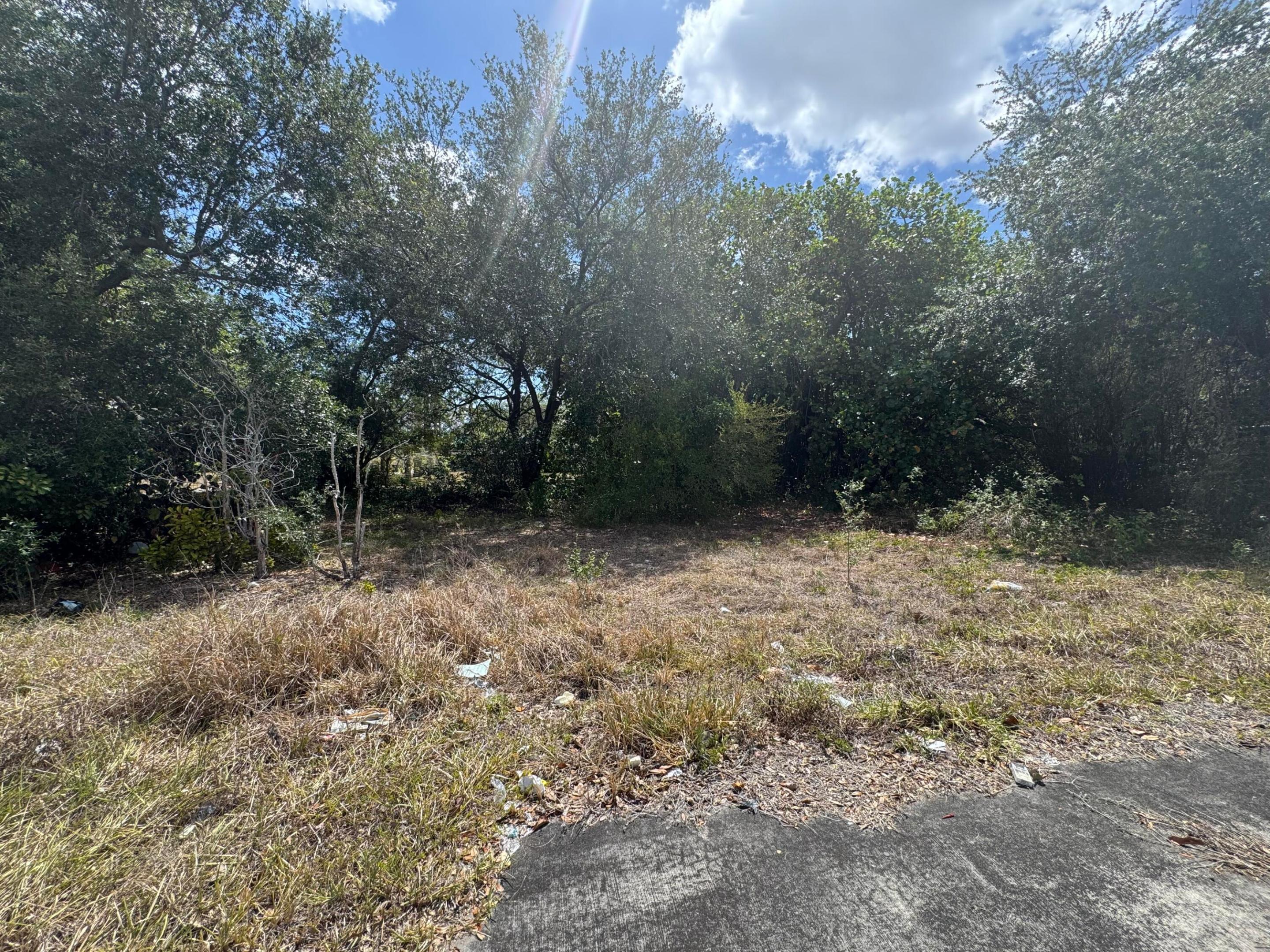 3358 S Jog Road Property Photo 4