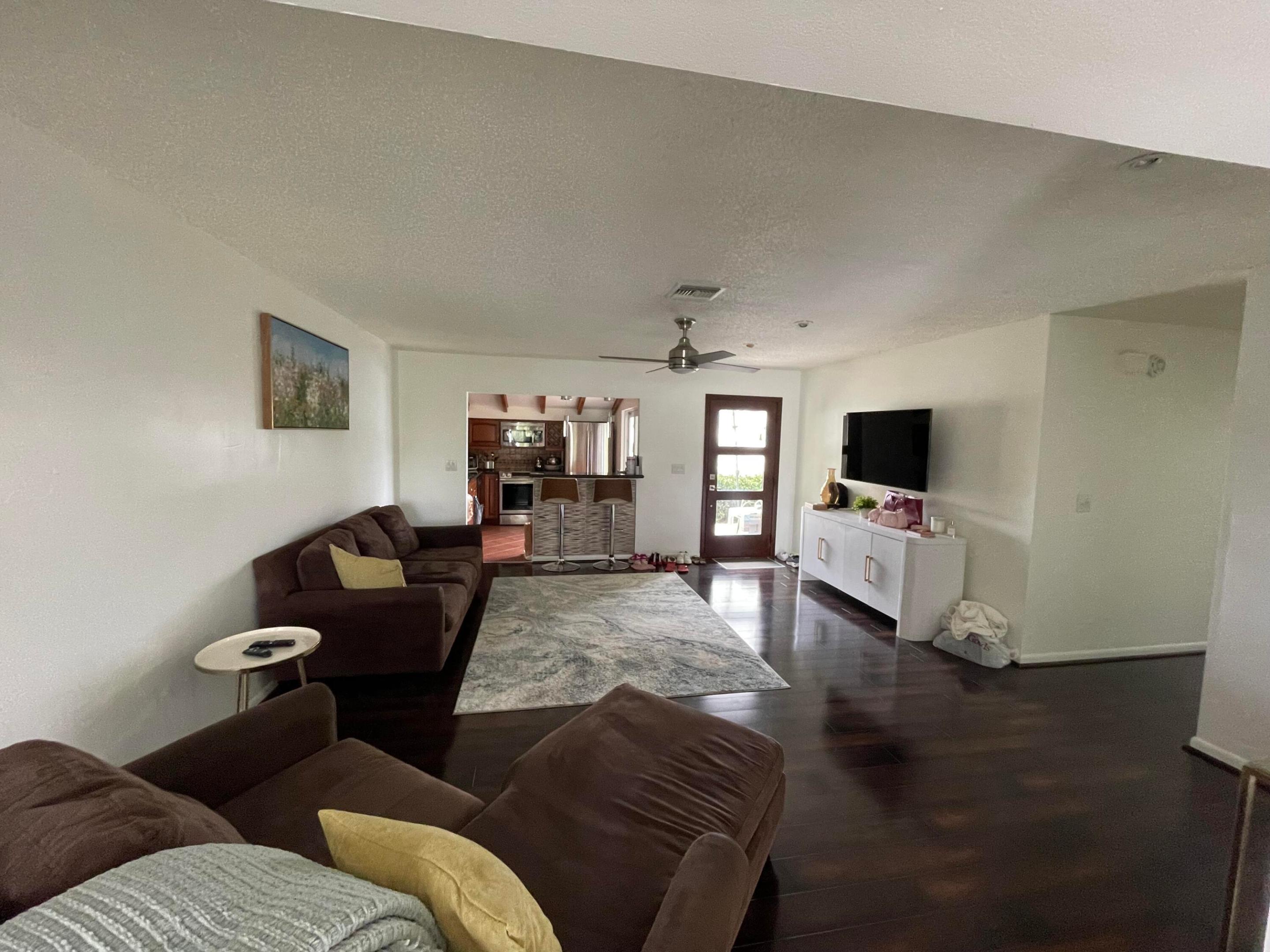 208 Sims Creek Drive Property Photo 17