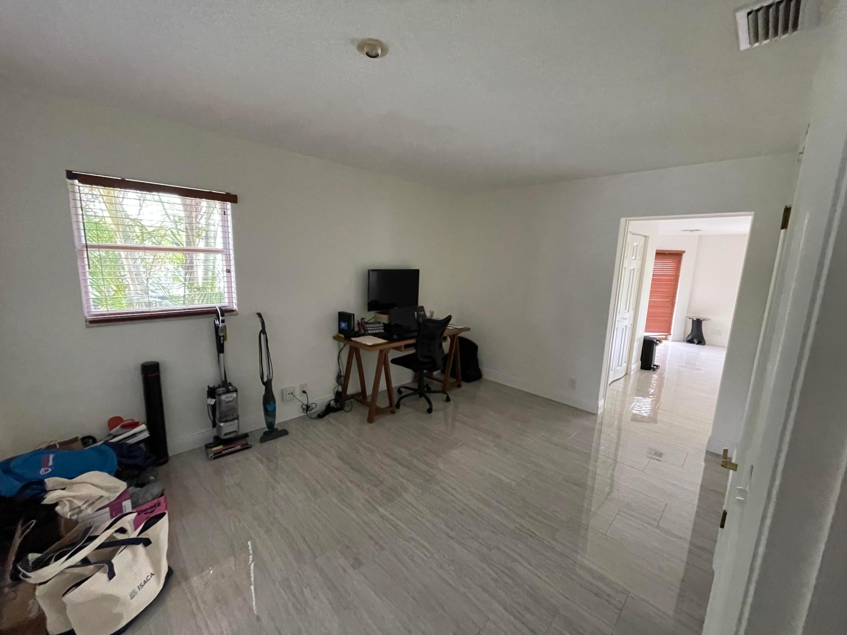 208 Sims Creek Drive Property Photo 22