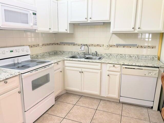 5839 La Pinata Boulevard C-1 Property Photo 7