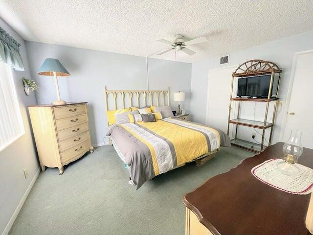 5839 La Pinata Boulevard C-1 Property Photo 8