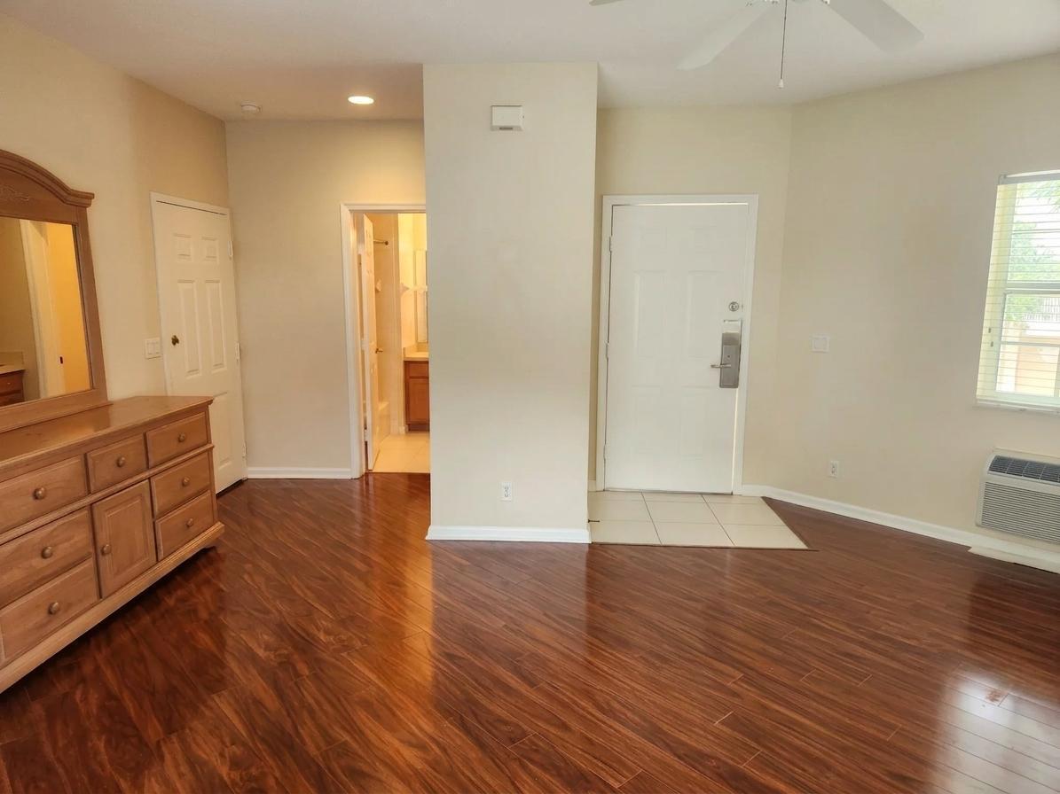 8330 Mulligan Circle B Property Photo 6