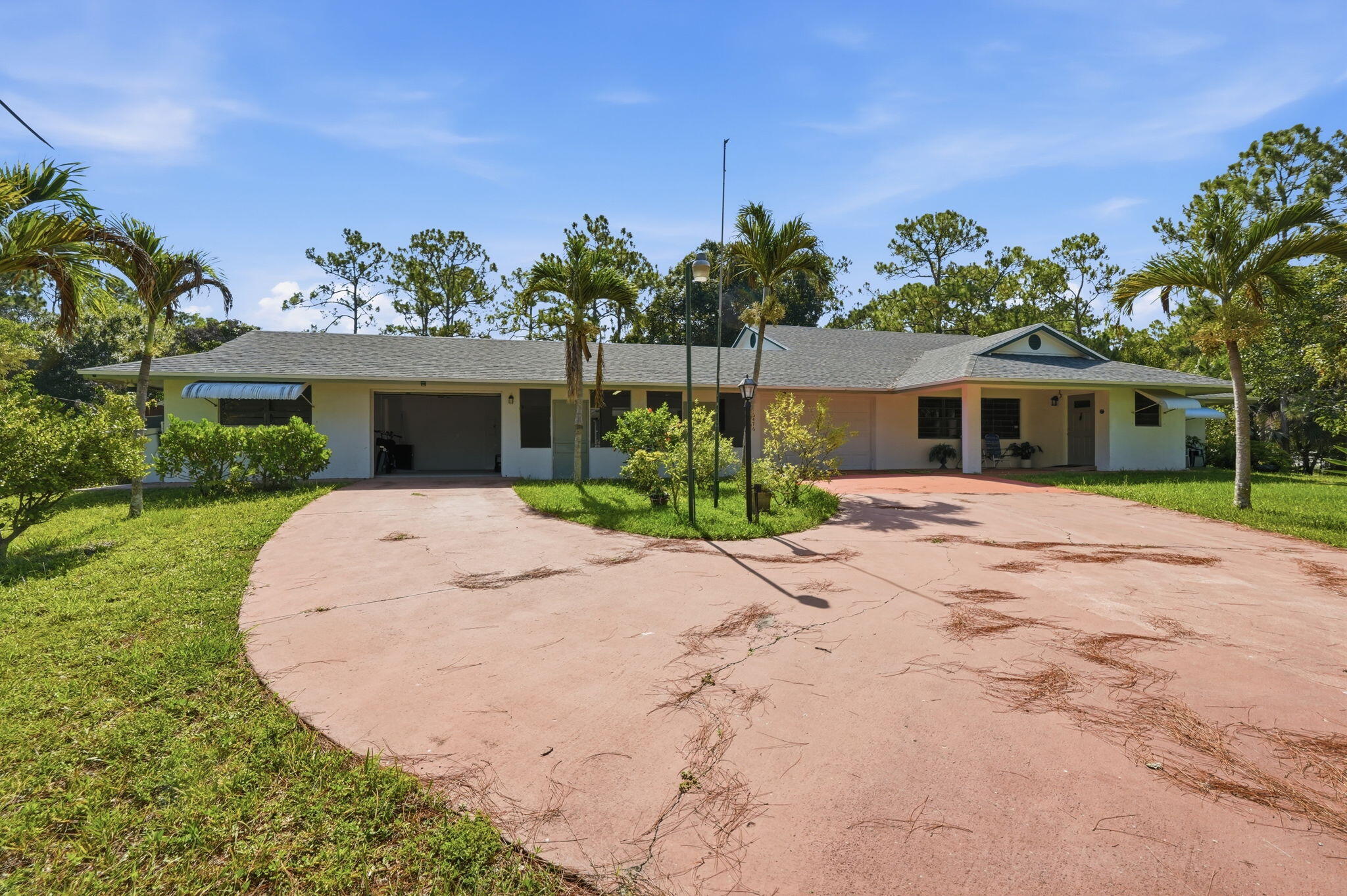 16476 107th Drive N Property Photo 1