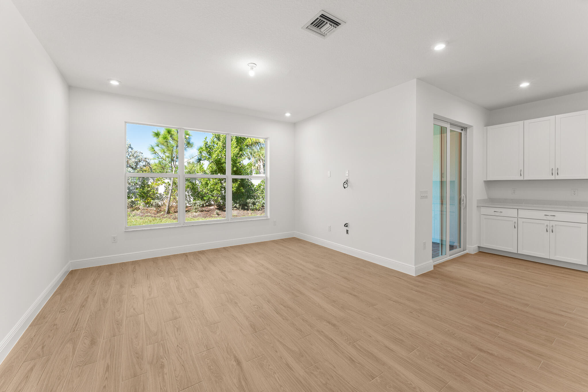 3636 Nw Solange Court Property Photo 4