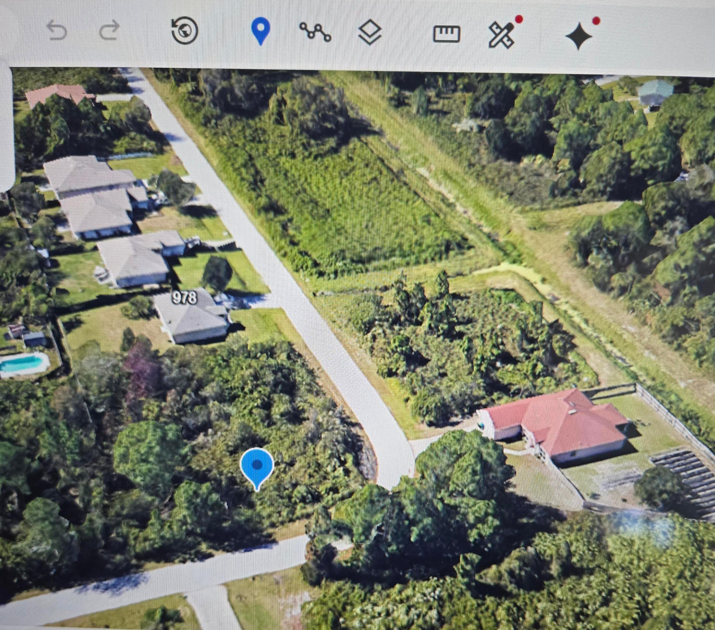O Unknown Property Photo 2