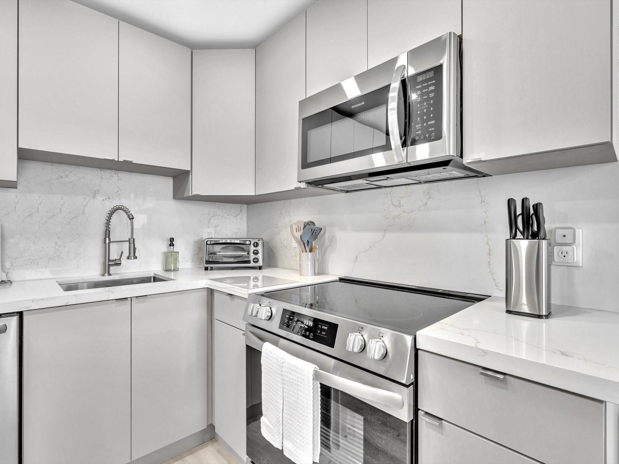 1421 S Ocean Boulevard 503 Property Photo 8